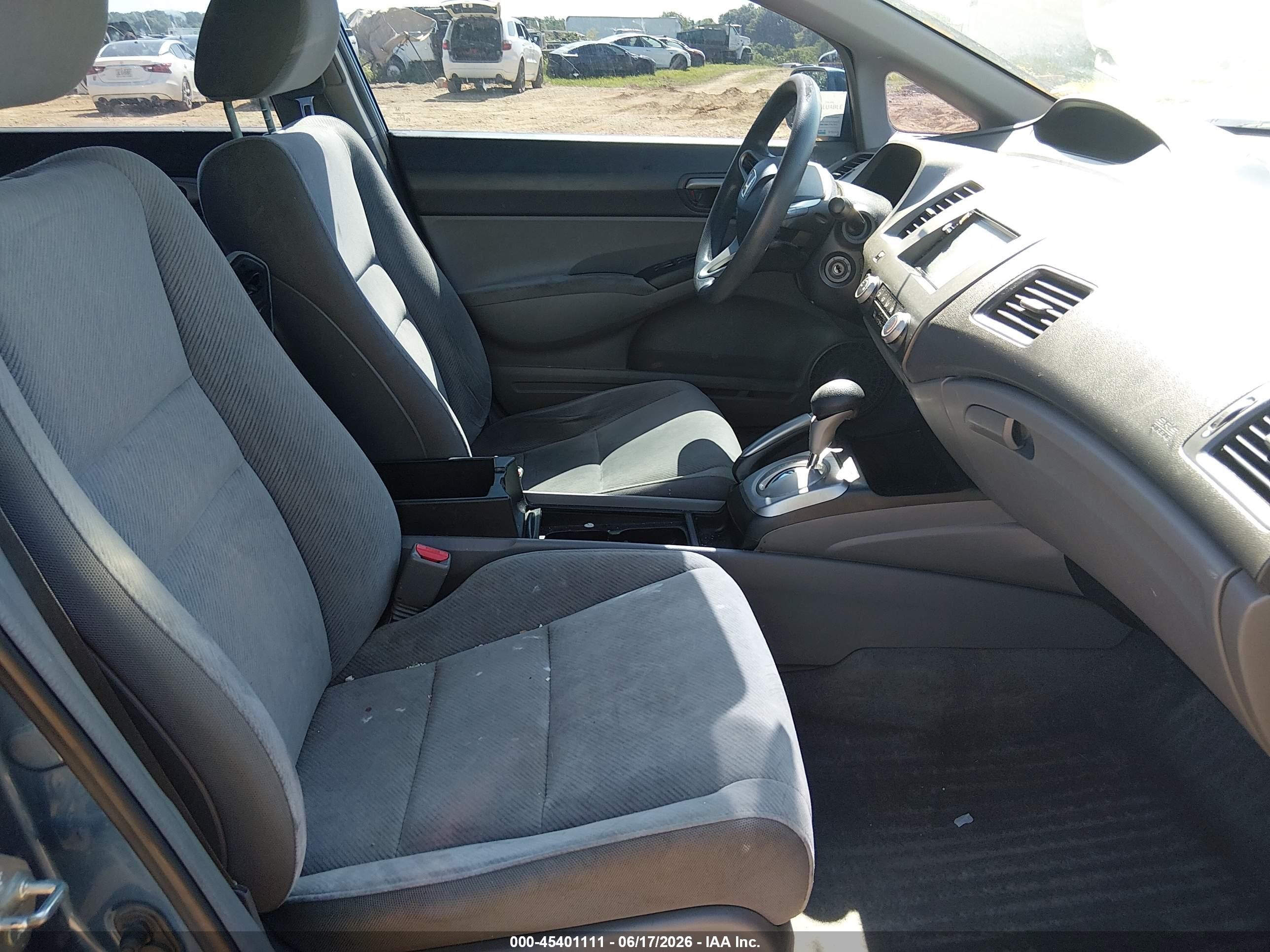 2010 Honda Civic Lx Blue vin: 19XFA1F53AE007890