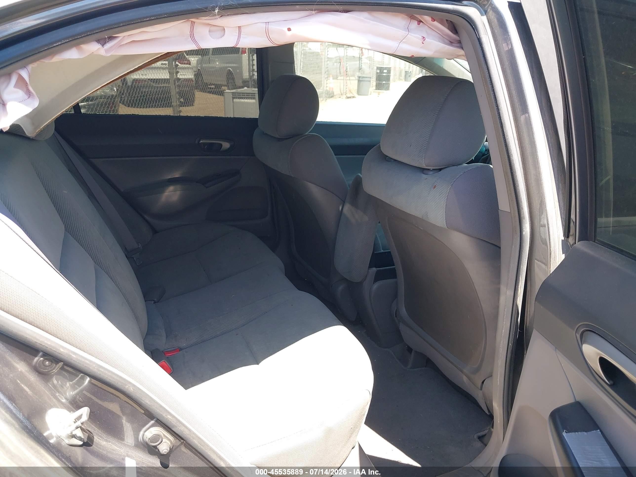 2010 Honda Civic Lx Gray vin: 19XFA1F53AE037617