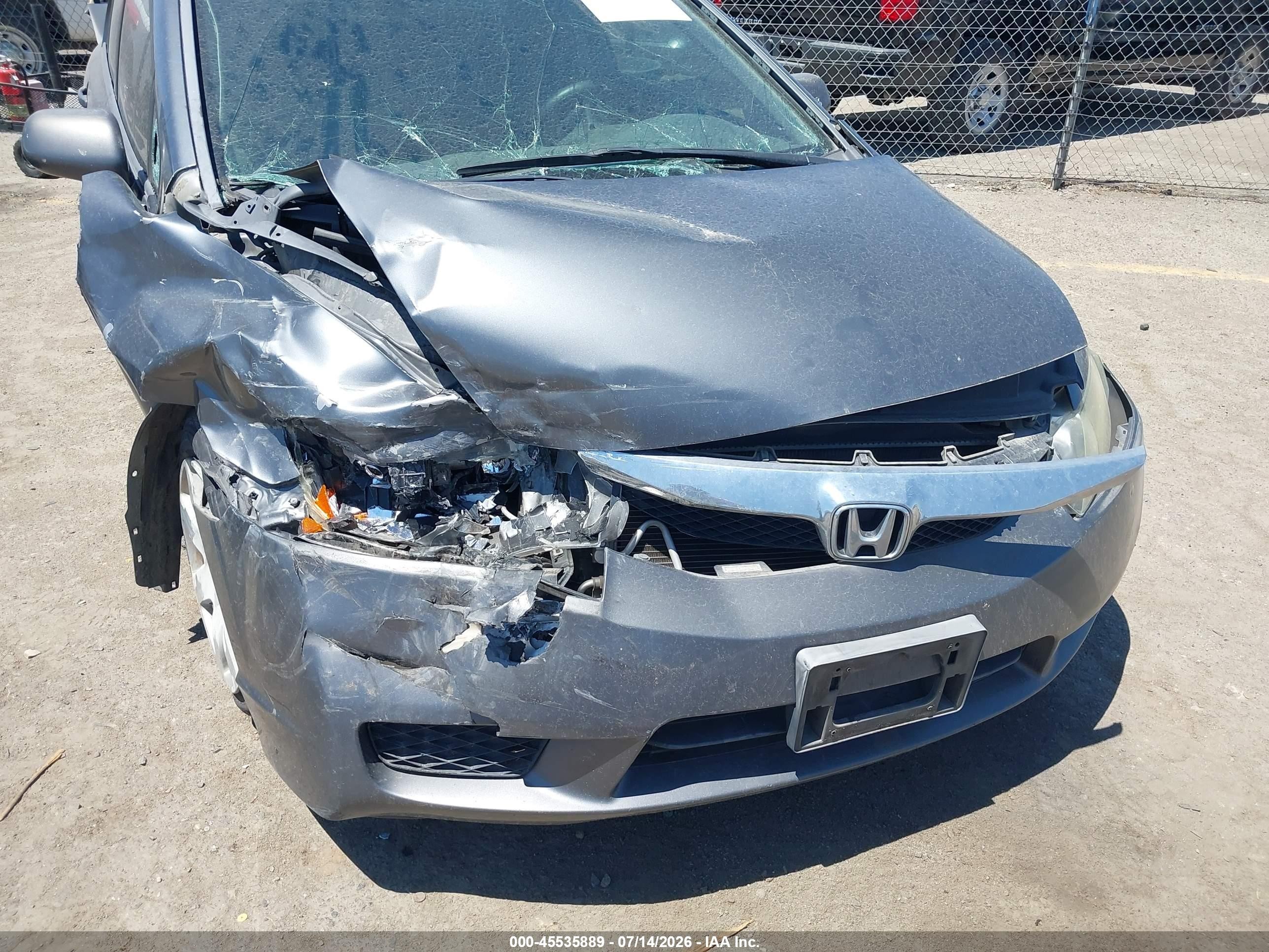 2010 Honda Civic Lx Gray vin: 19XFA1F53AE037617