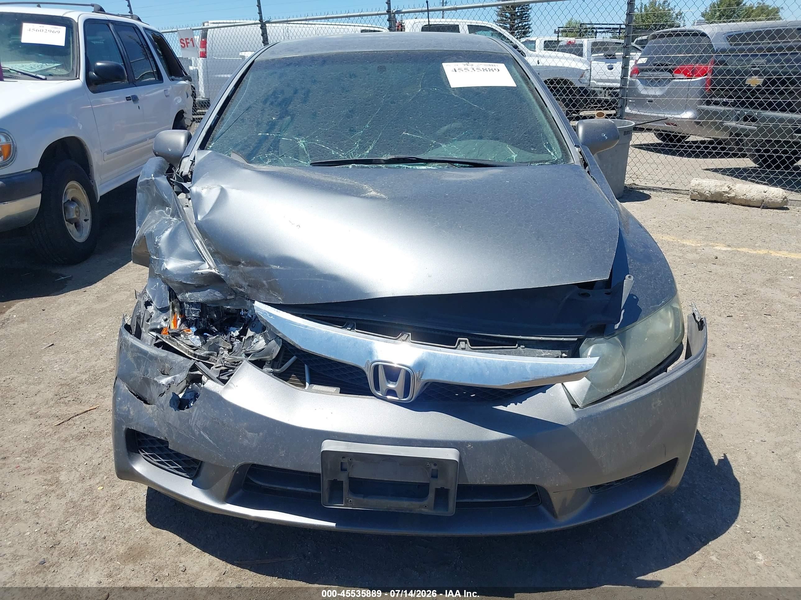 2010 Honda Civic Lx Gray vin: 19XFA1F53AE037617