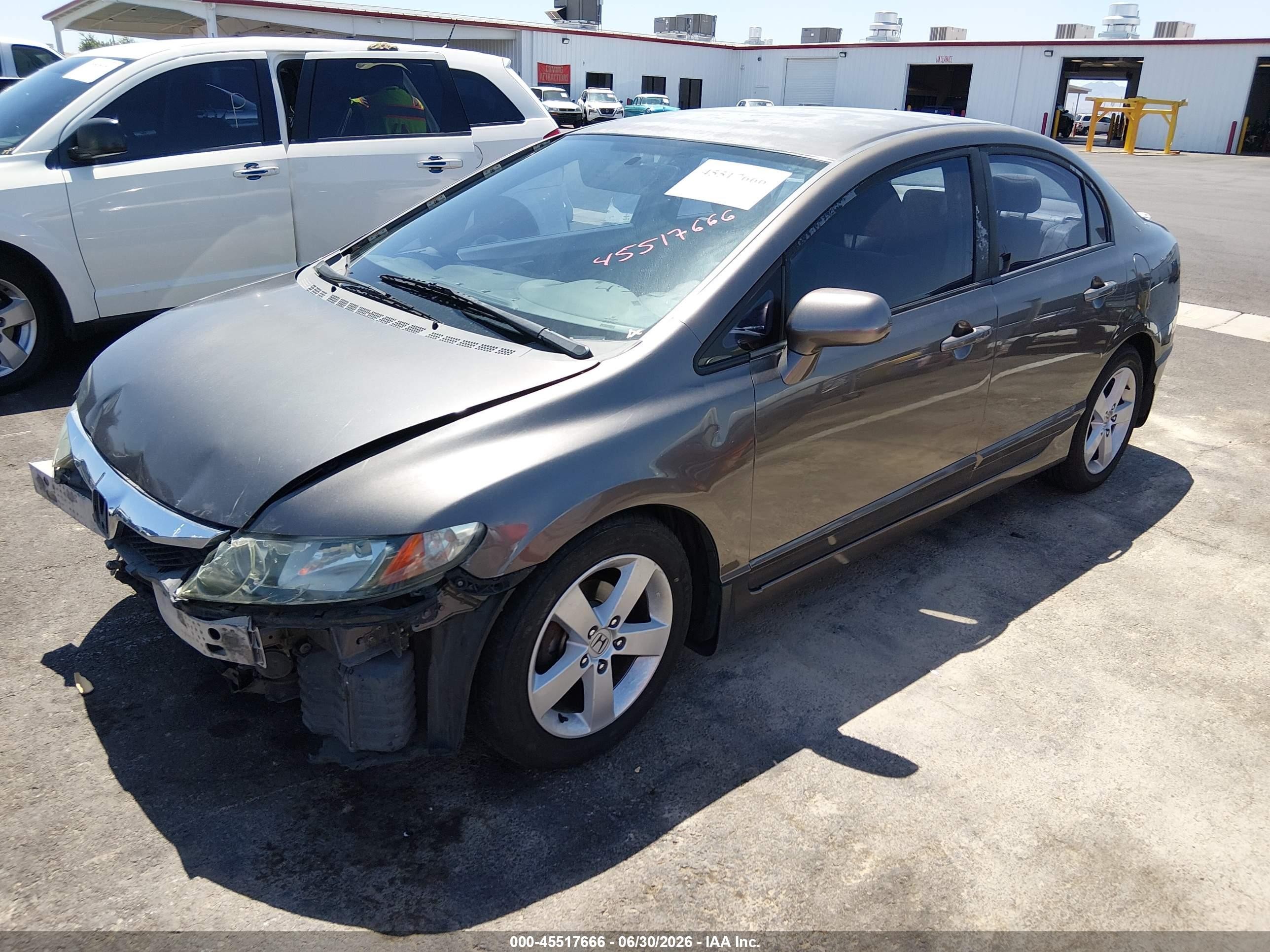 2010 Honda Civic Lx Gray vin: 19XFA1F53AE050108