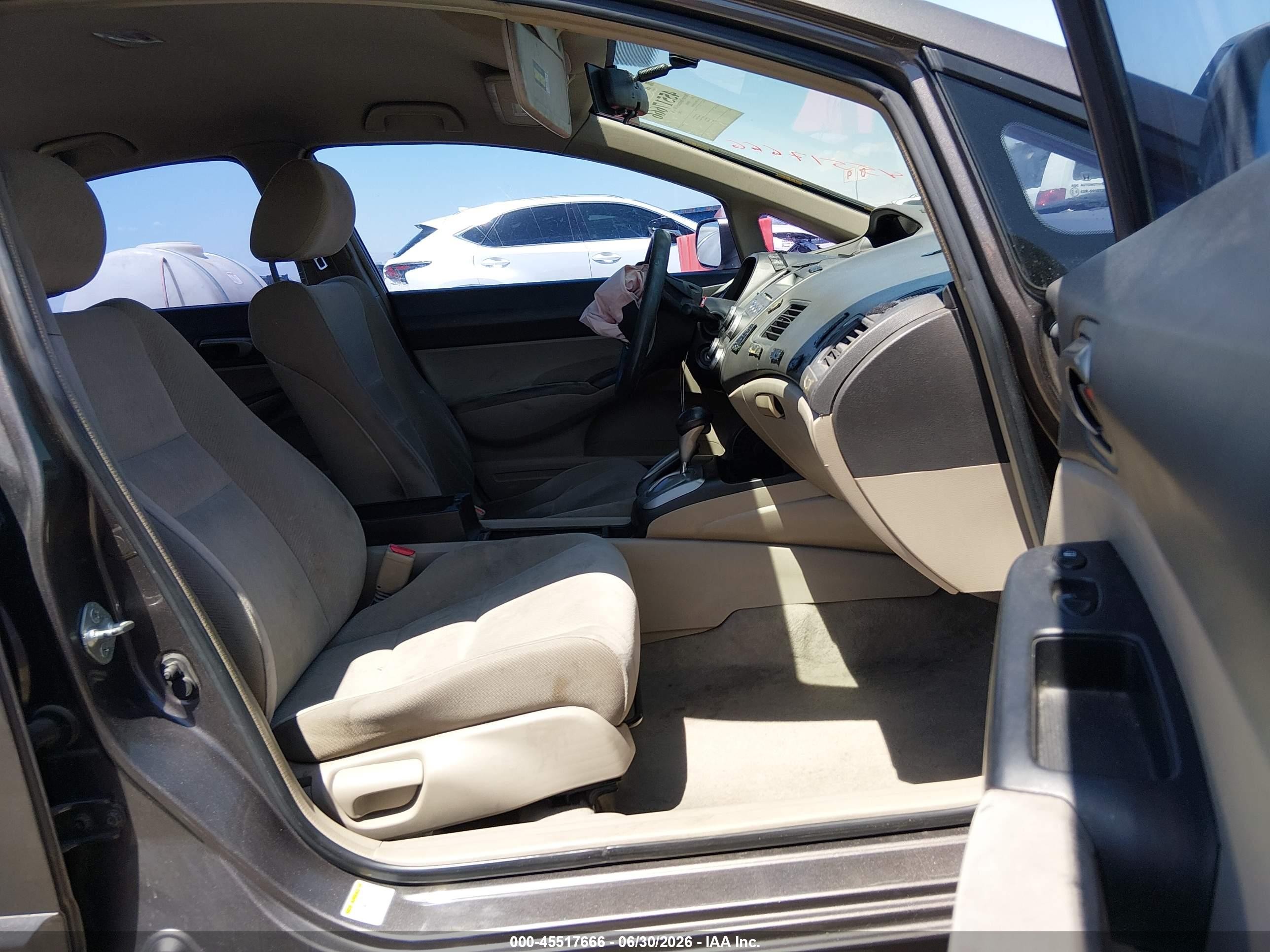 2010 Honda Civic Lx Gray vin: 19XFA1F53AE050108