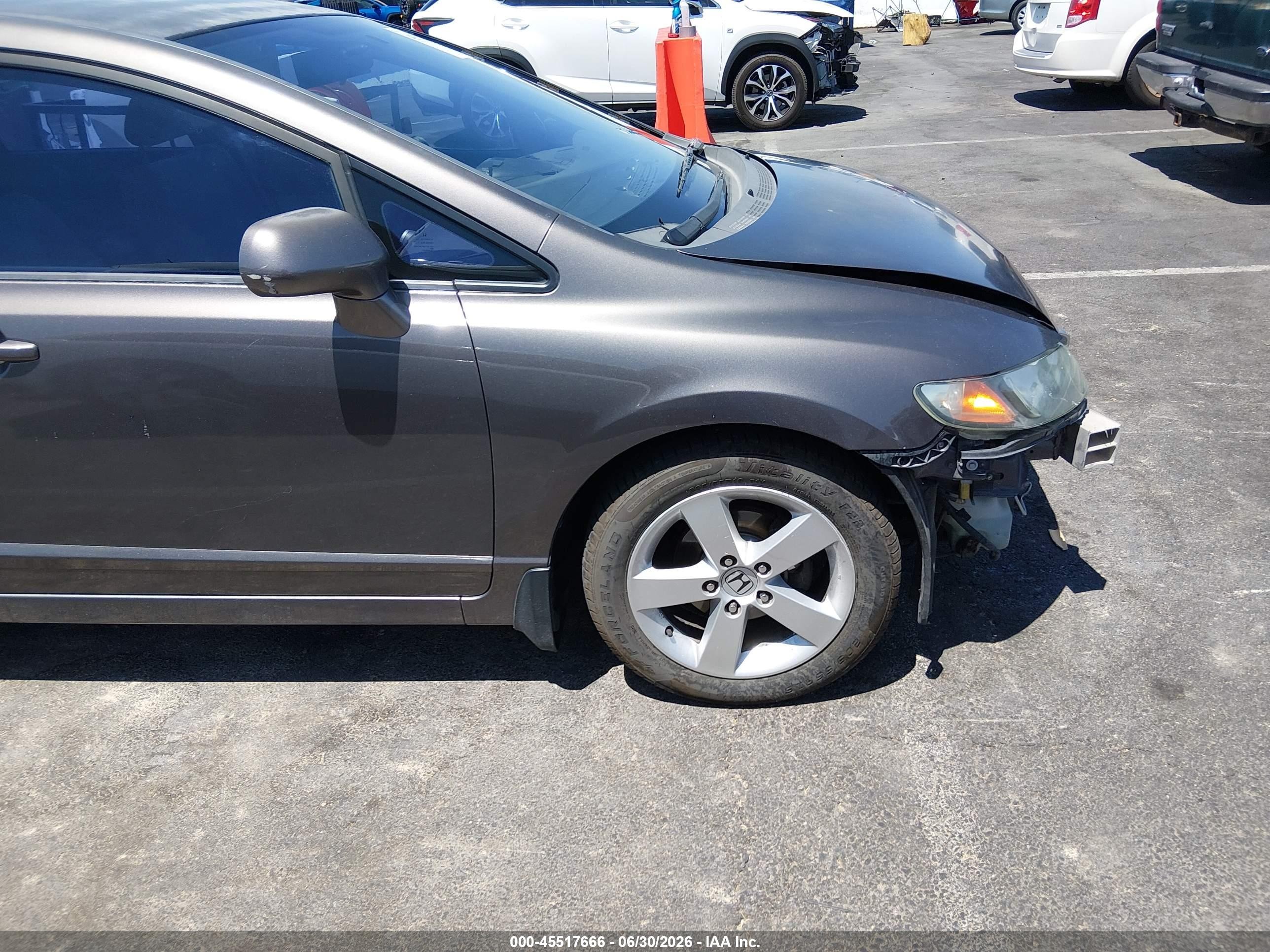 2010 Honda Civic Lx Gray vin: 19XFA1F53AE050108