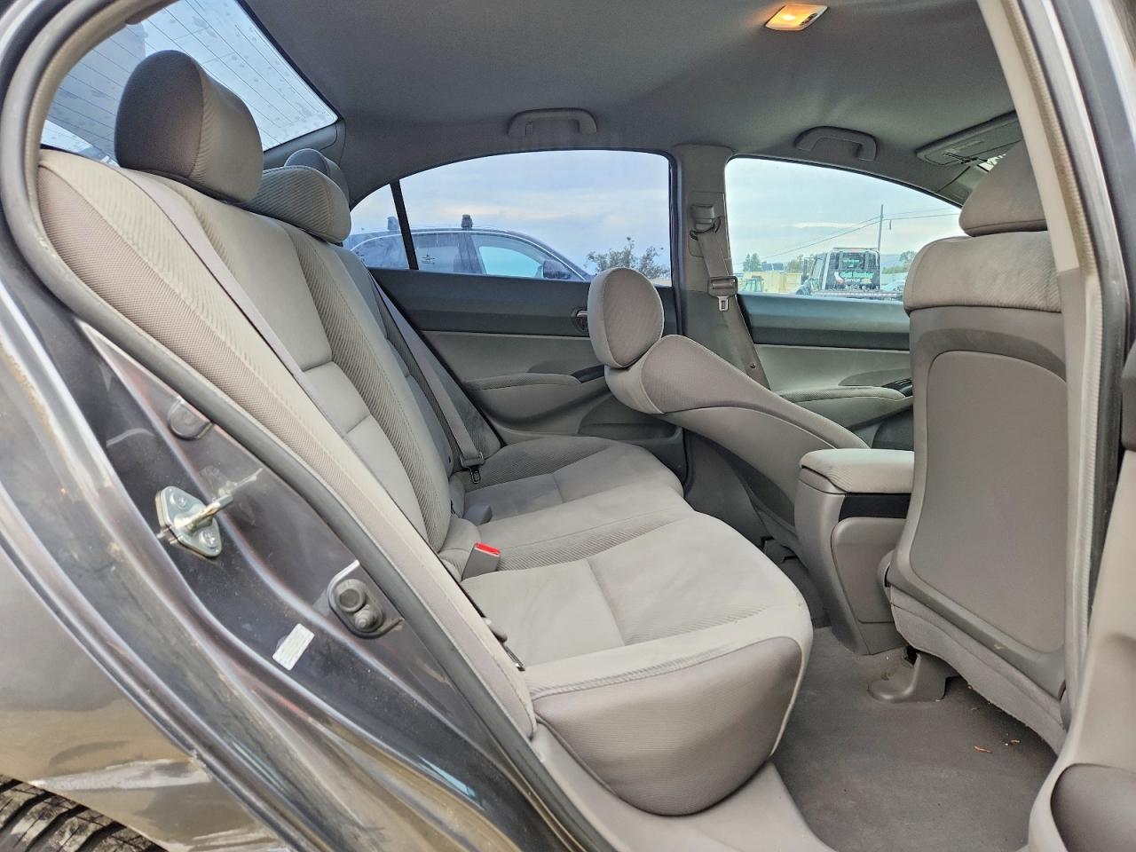 2010 Honda Civic Lx Gray vin: 19XFA1F53AE079849