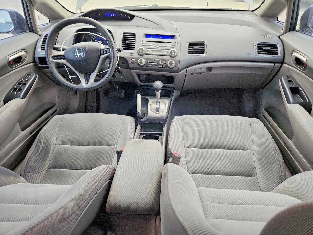2010 Honda Civic Lx Gray vin: 19XFA1F53AE079849