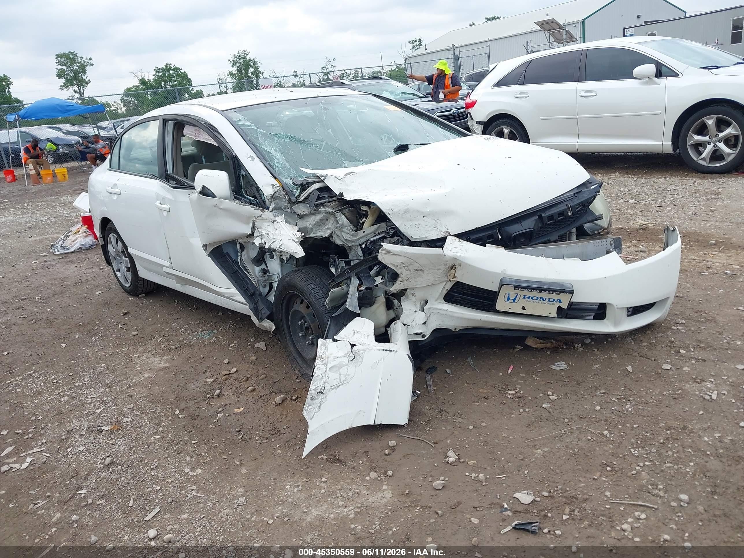 2011 Honda Civic Lx White vin: 19XFA1F53BE003338