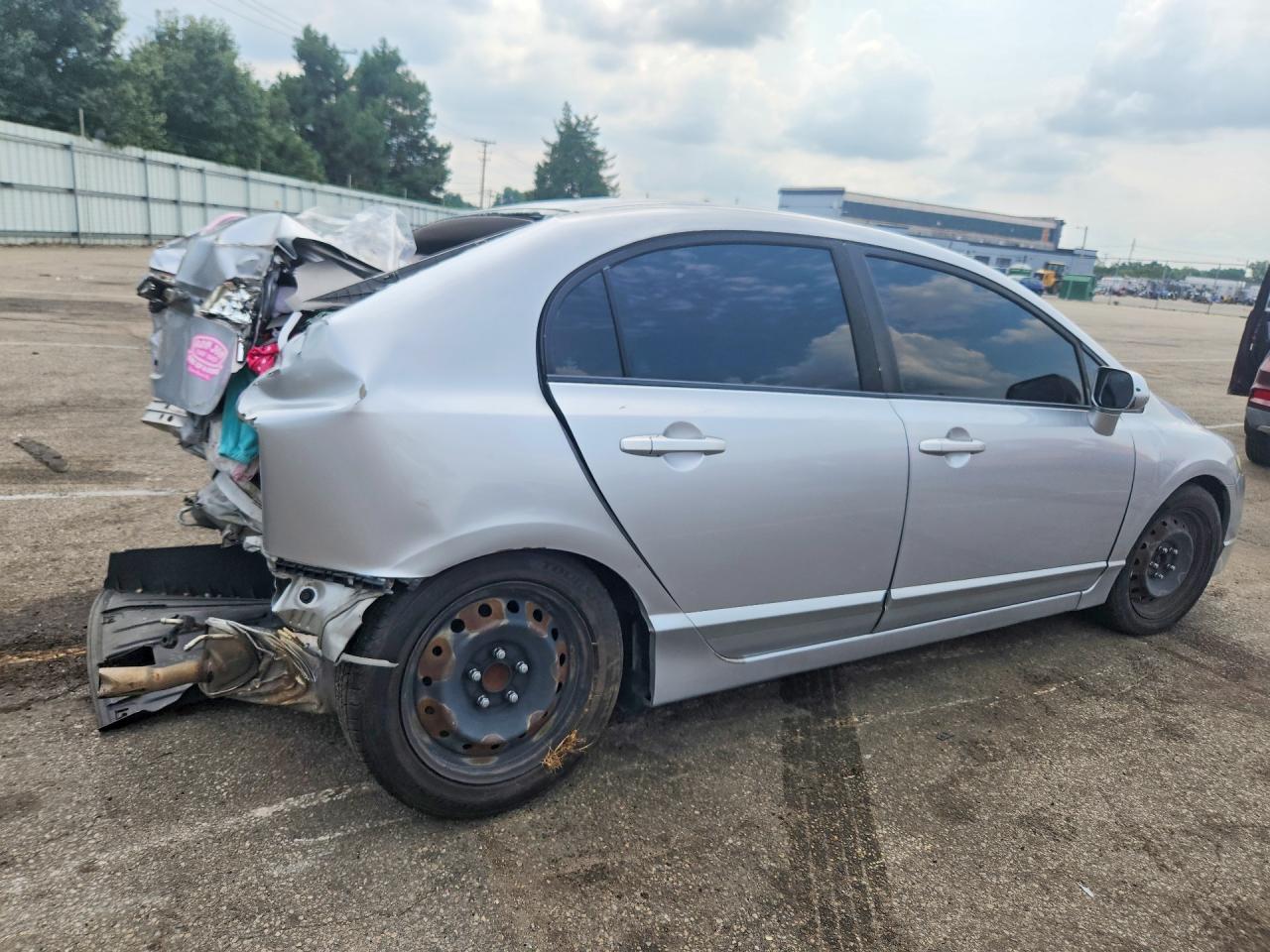 2011 Honda Civic Lx Silver vin: 19XFA1F53BE025128