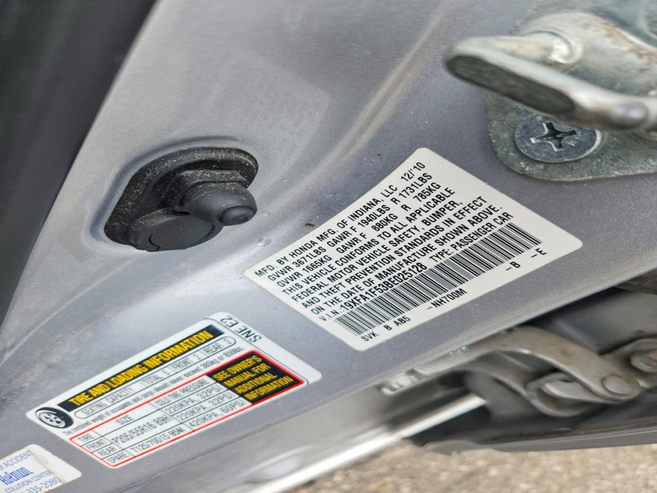 2011 Honda Civic Lx Silver vin: 19XFA1F53BE025128