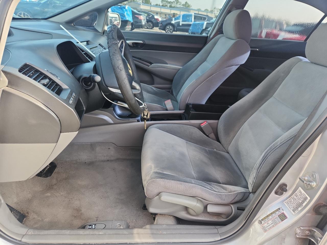 2011 Honda Civic Lx Silver vin: 19XFA1F53BE032452