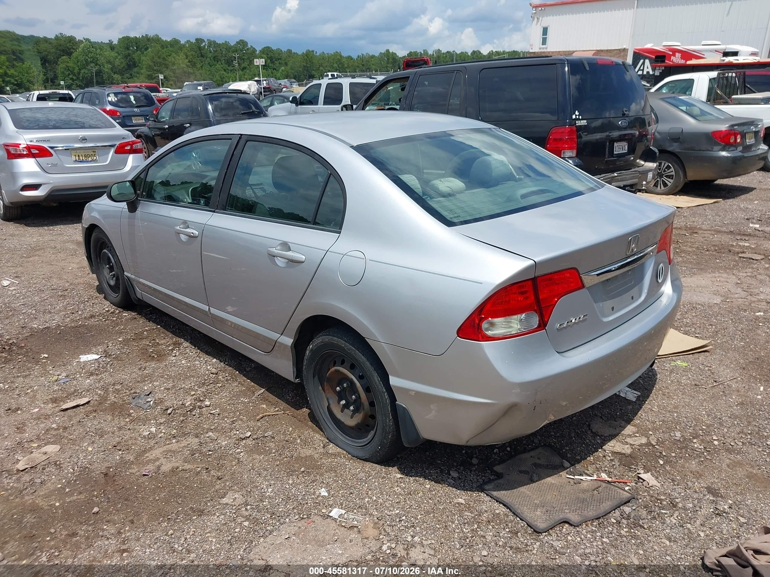 2011 Honda Civic Lx Silver vin: 19XFA1F53BE039739