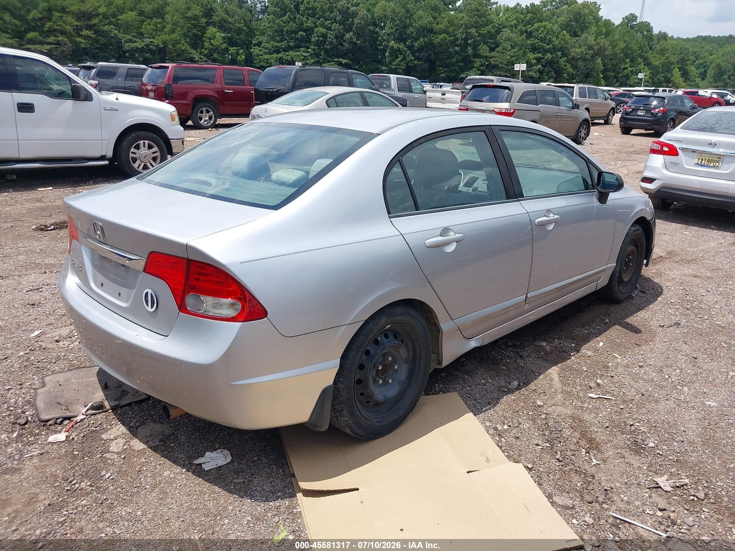 2011 Honda Civic Lx Silver vin: 19XFA1F53BE039739