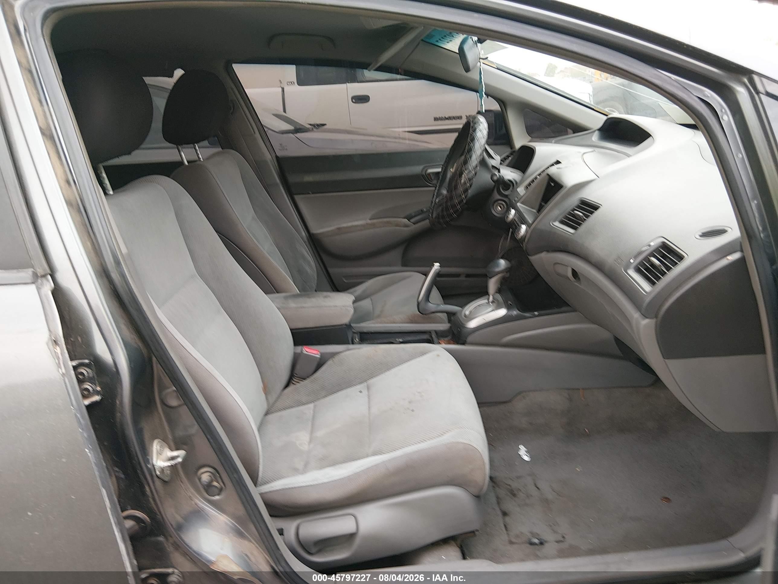 2010 Honda Civic Lx Gray vin: 19XFA1F54AE011270