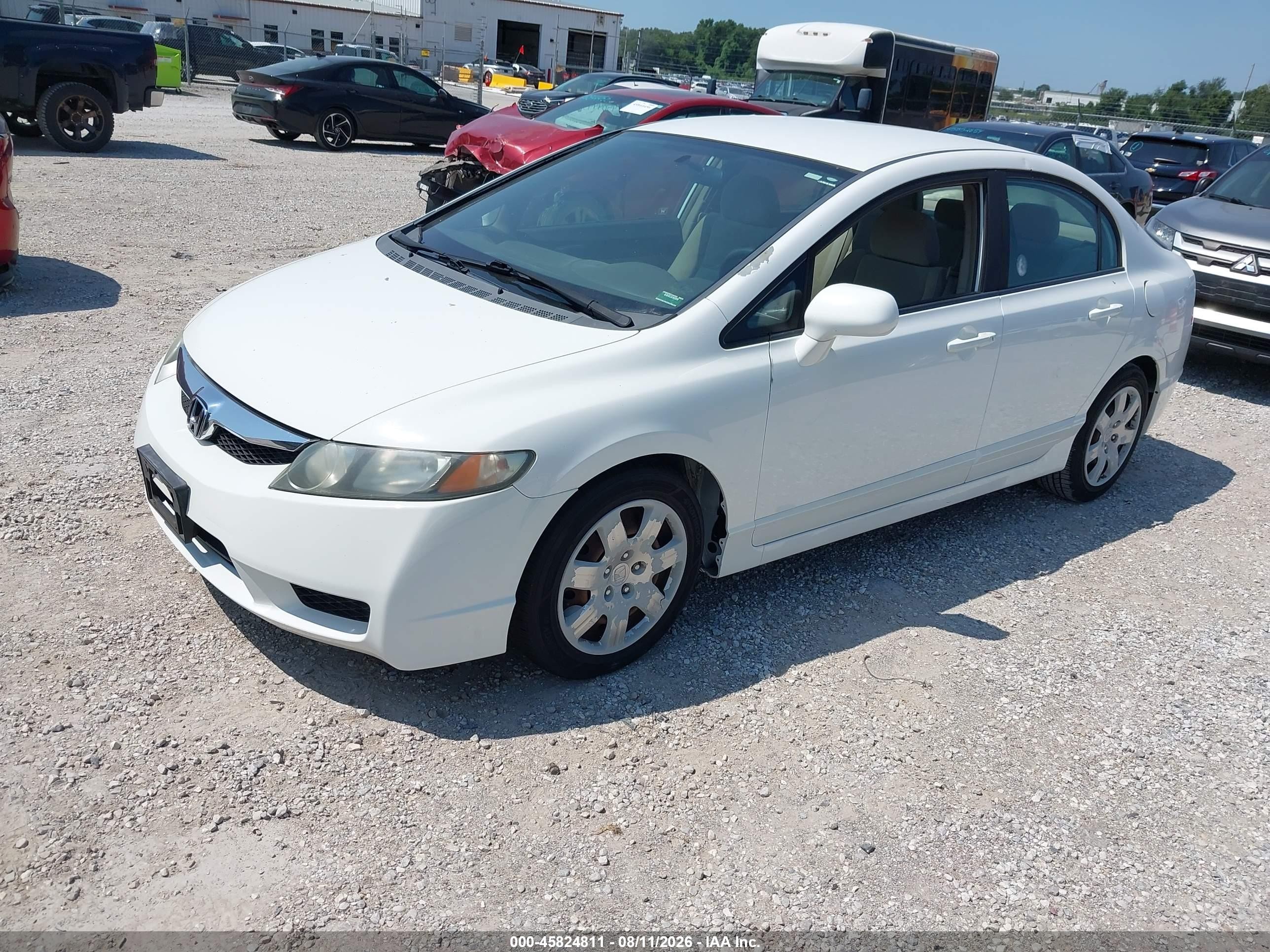 2010 Honda Civic Lx White vin: 19XFA1F54AE014380