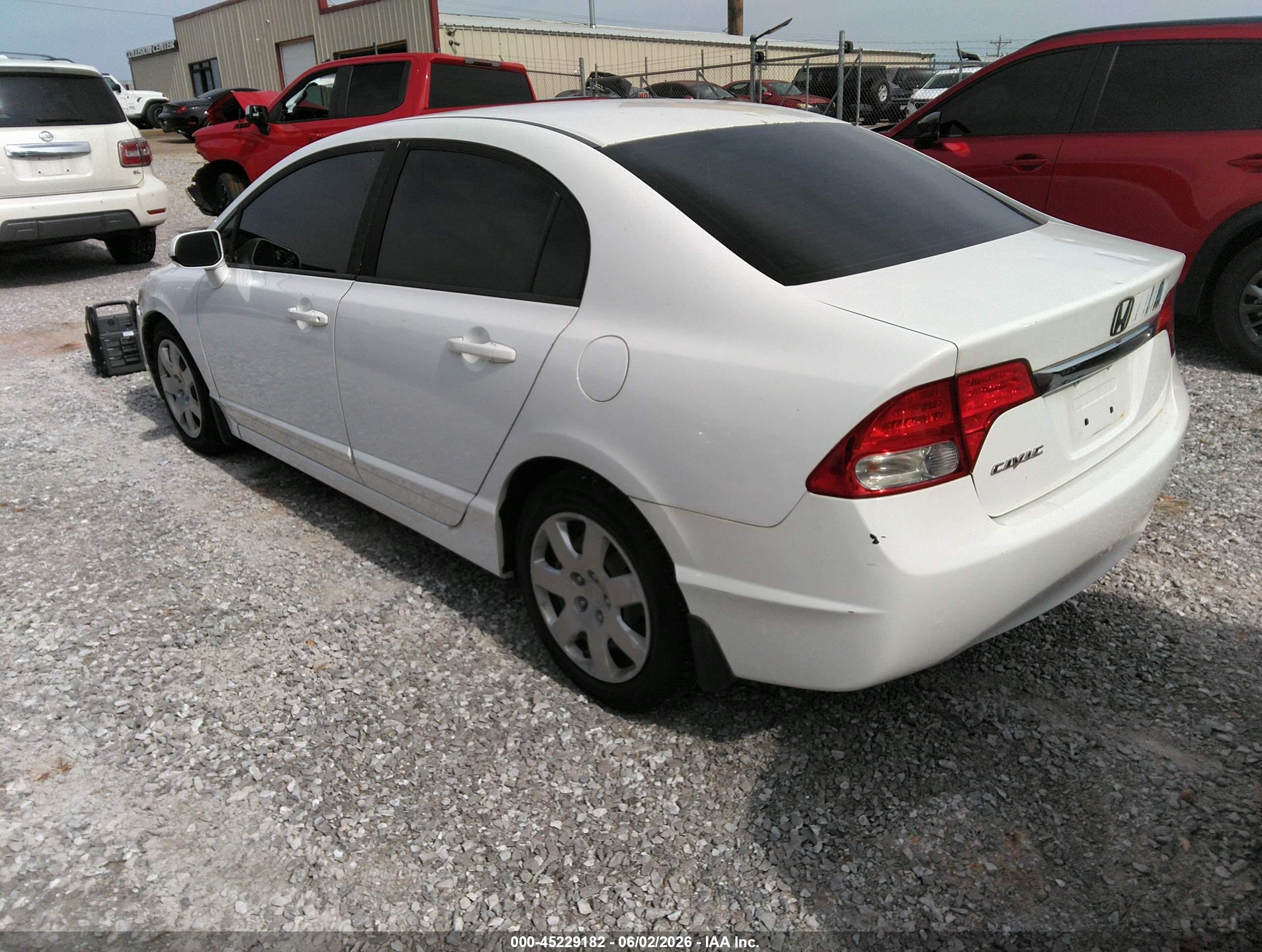 2010 Honda Civic Lx White vin: 19XFA1F54AE030854