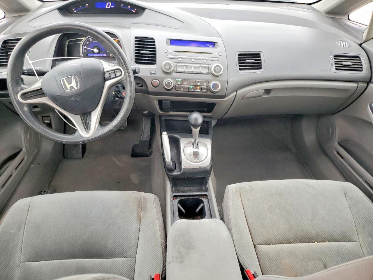 2010 Honda Civic Lx Silver vin: 19XFA1F54AE045046