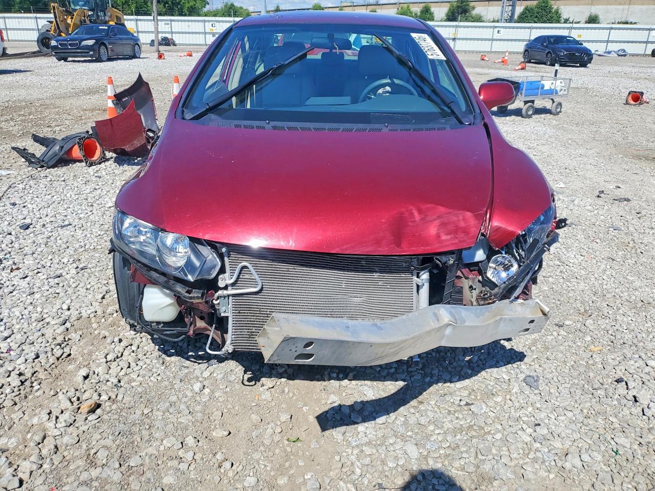 2011 Honda Civic Lx Red vin: 19XFA1F54BE032573