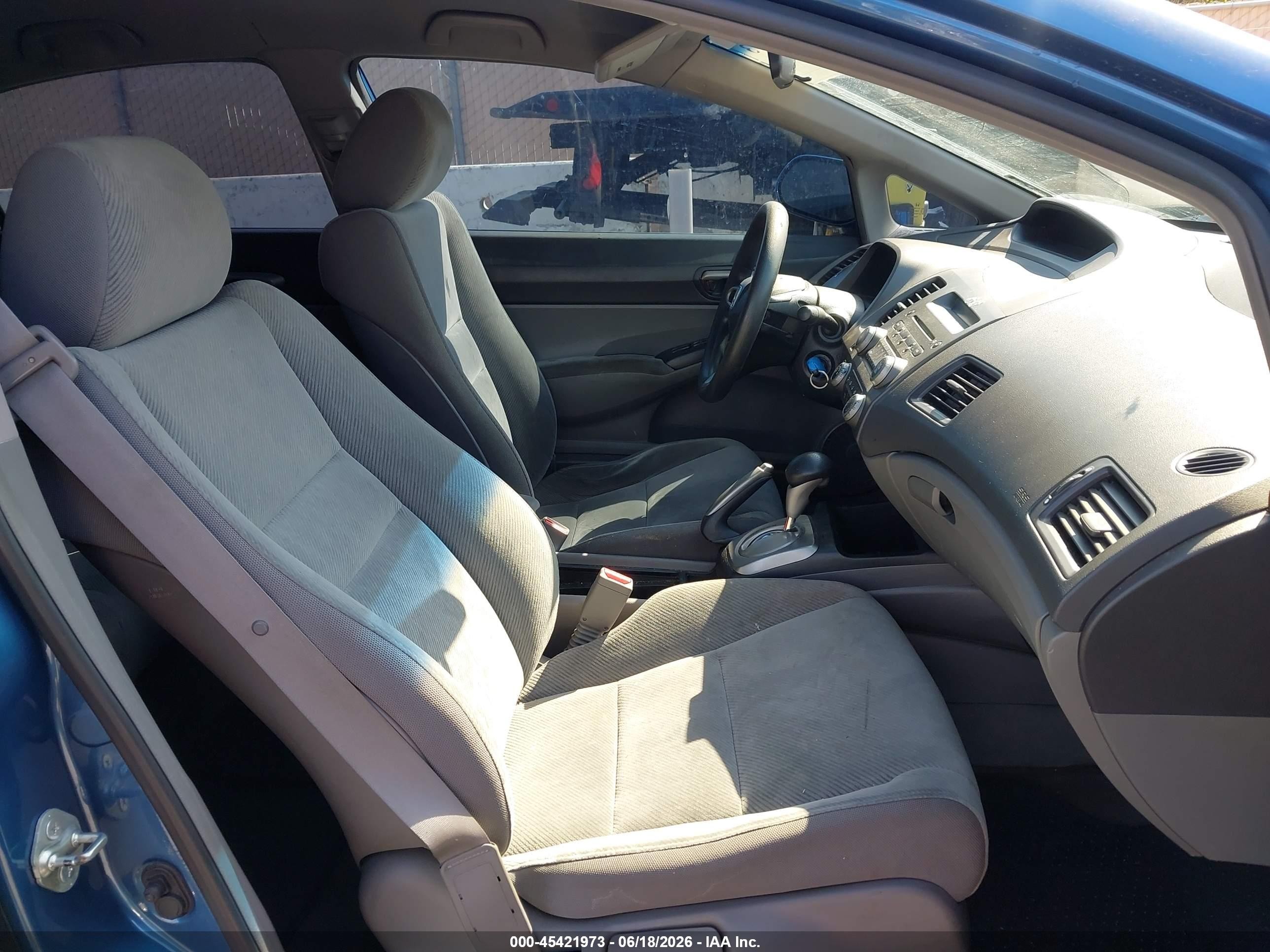 2011 Honda Civic Lx Blue vin: 19XFA1F54BE038471