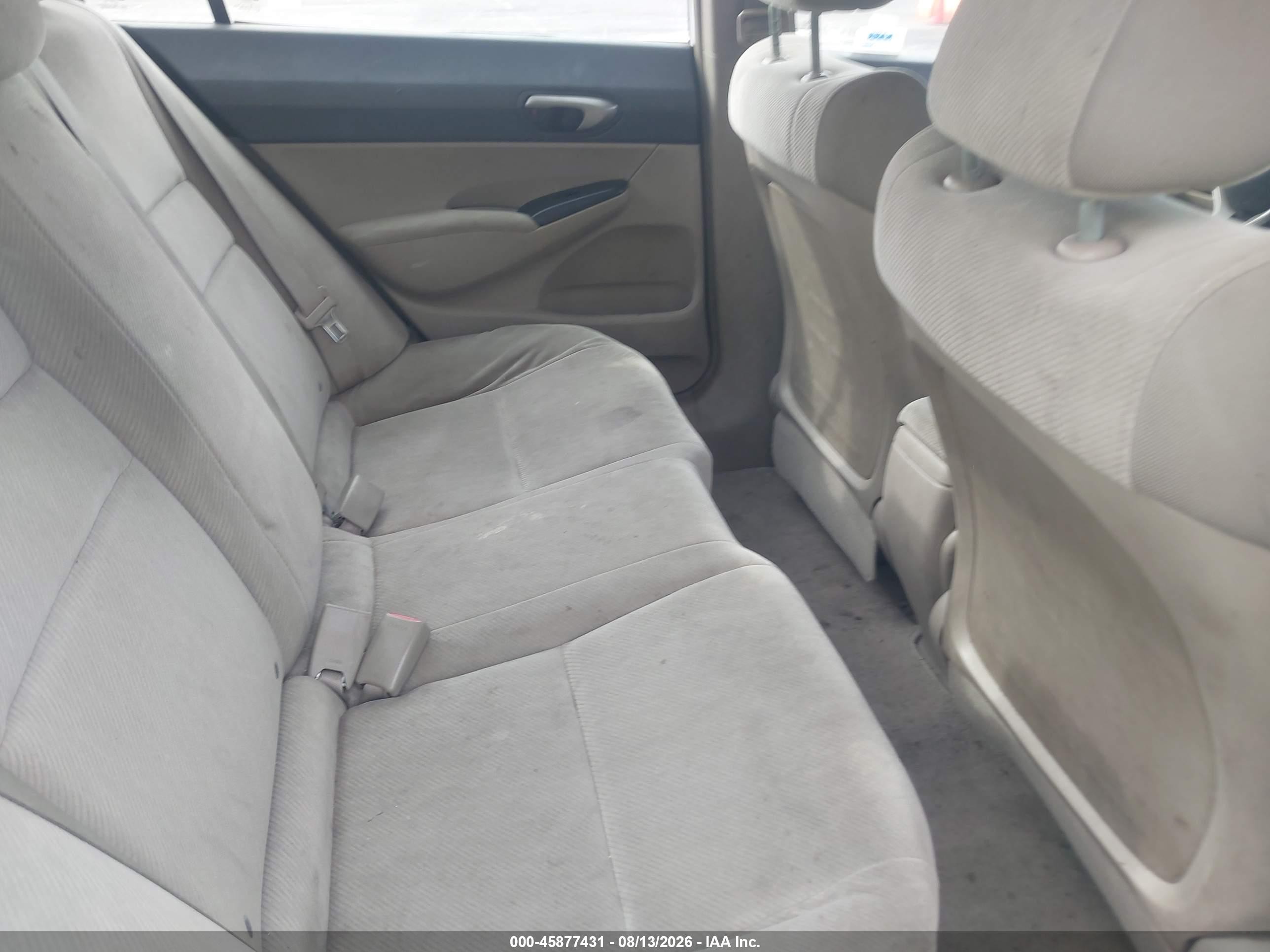2010 Honda Civic Lx Белый vin: 19XFA1F55AE000505