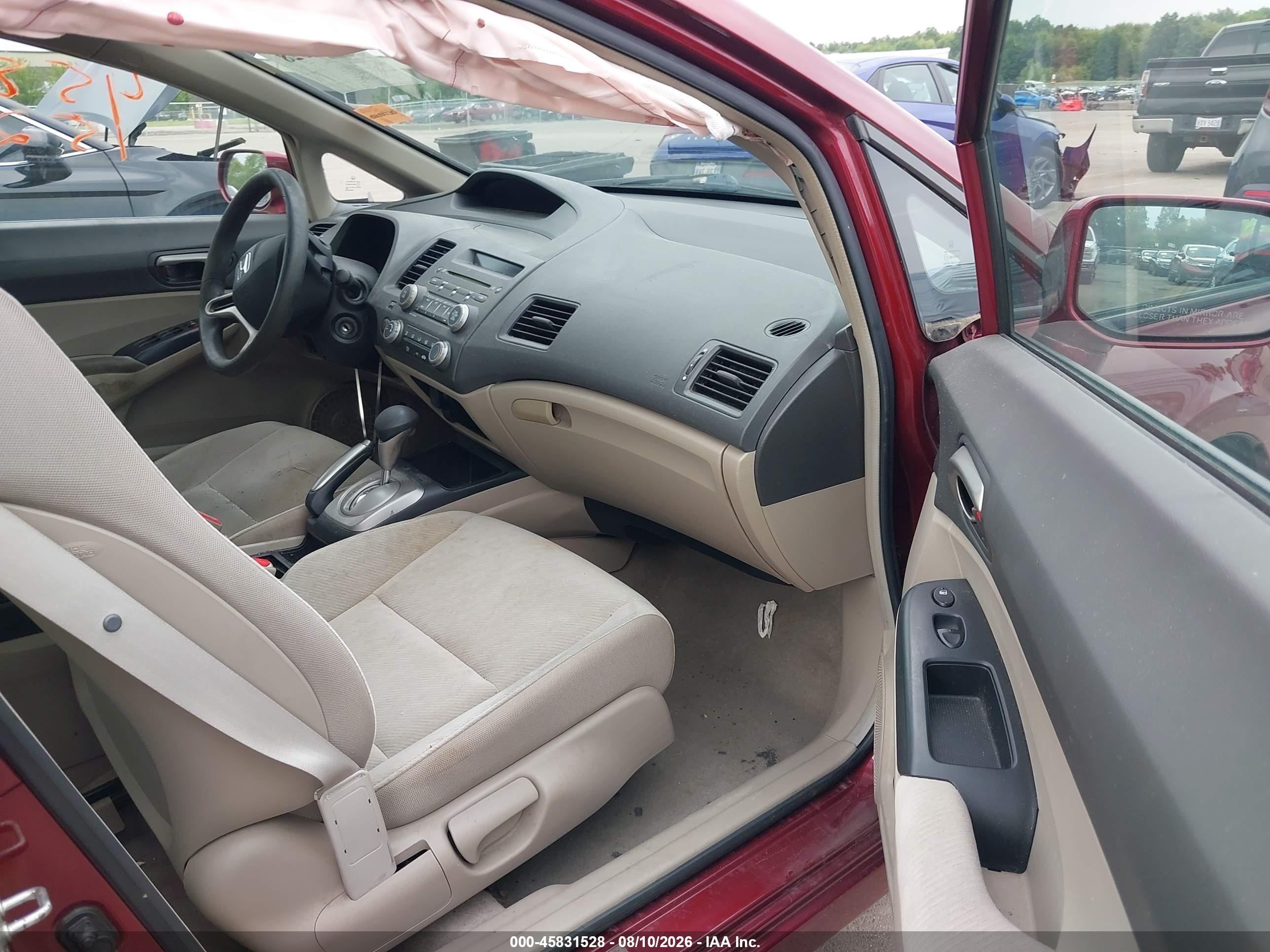 2010 Honda Civic Lx Red vin: 19XFA1F55AE031365