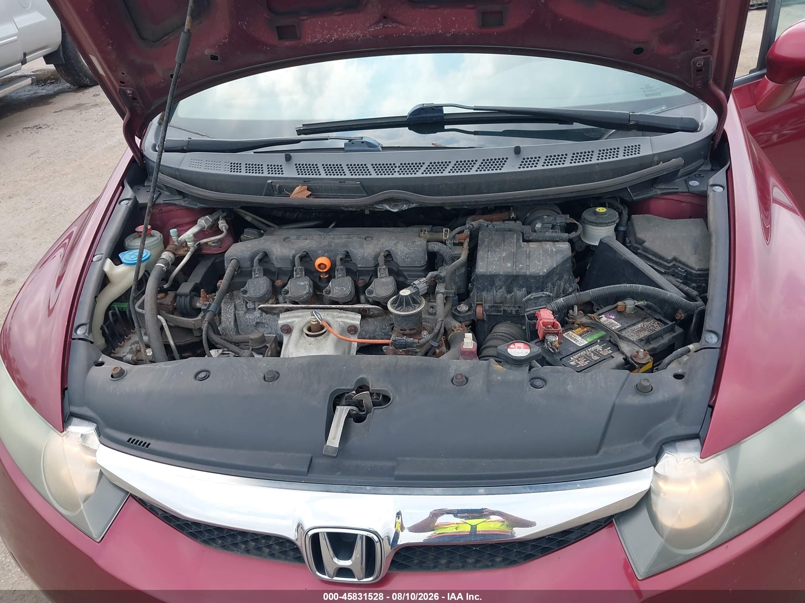 2010 Honda Civic Lx Red vin: 19XFA1F55AE031365
