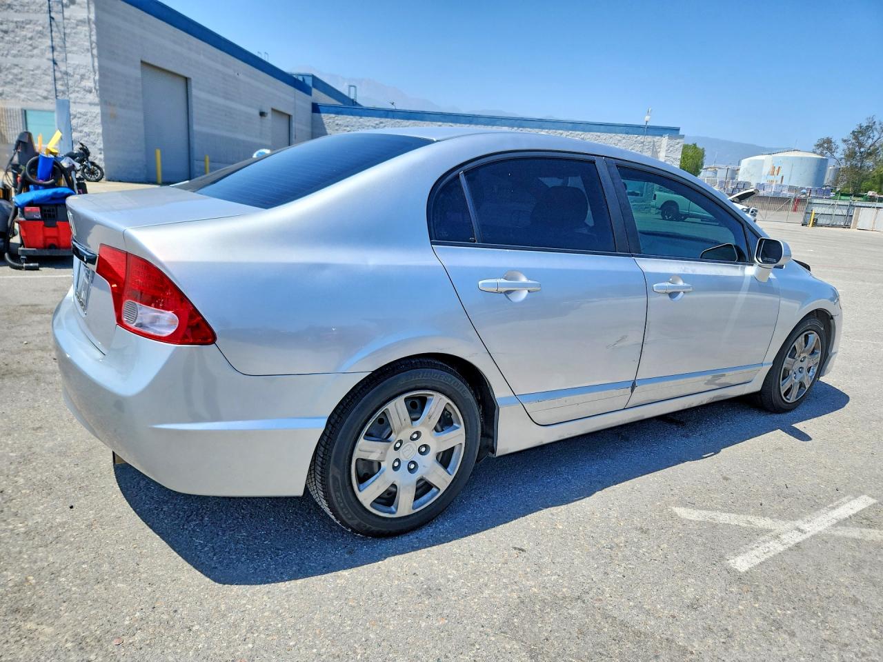 2010 Honda Civic Lx Silver vin: 19XFA1F55AE057027