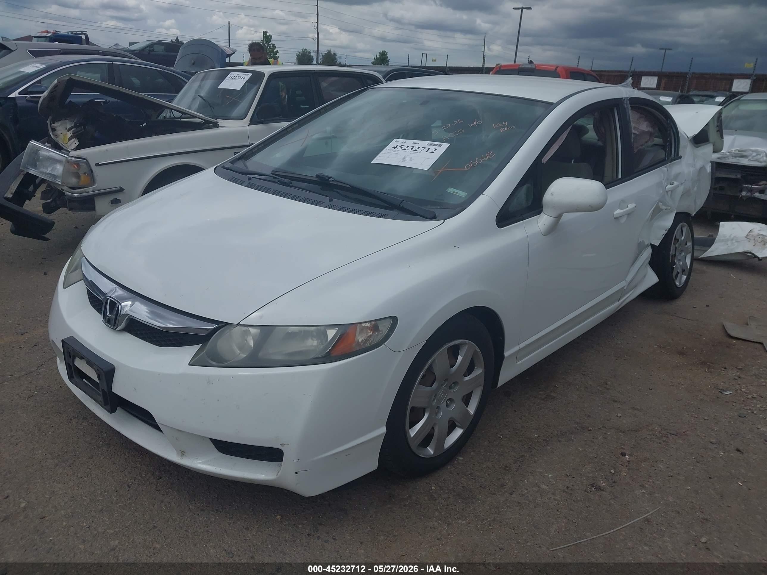 2011 Honda Civic Lx White vin: 19XFA1F55BE000683