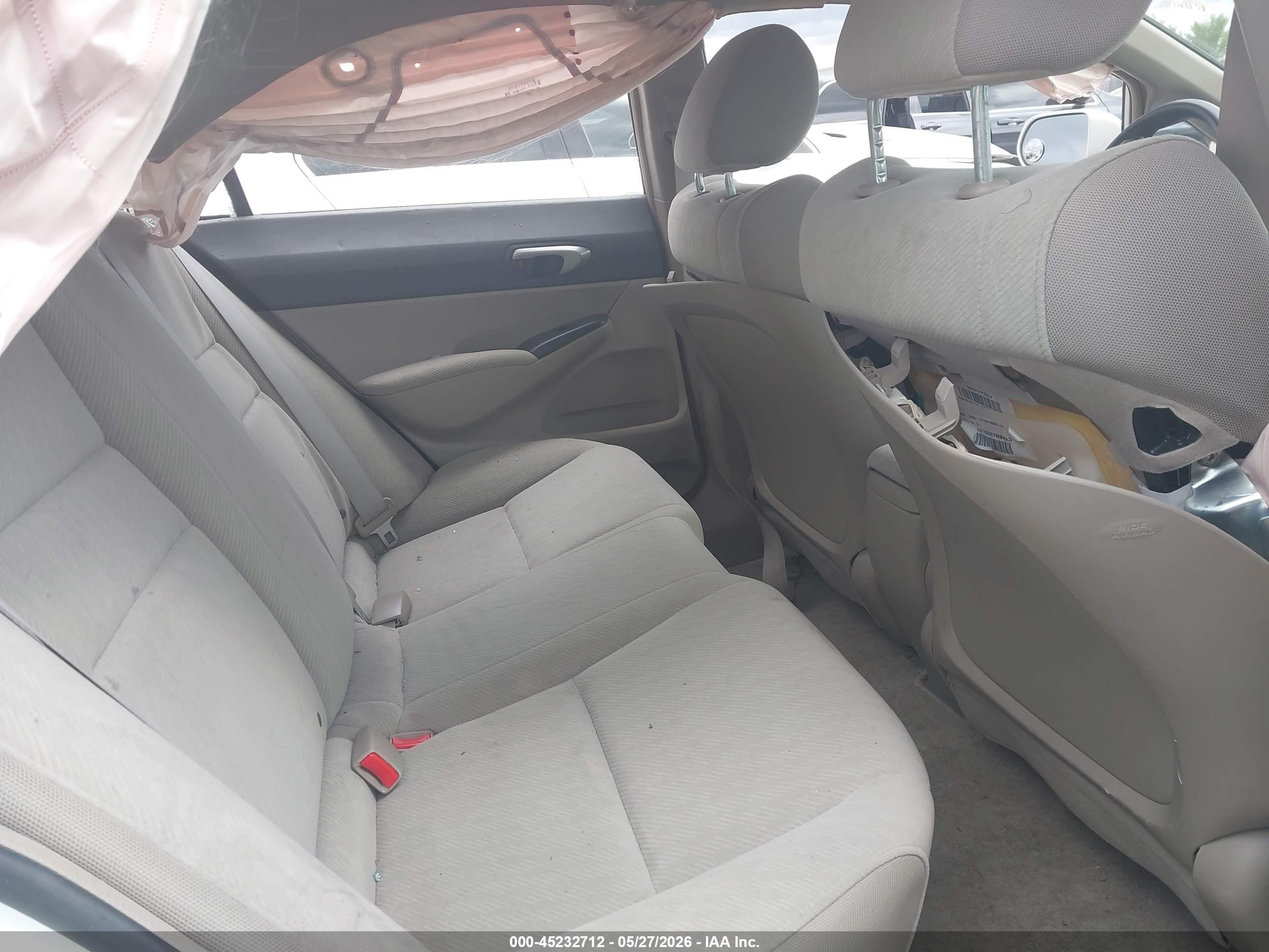 2011 Honda Civic Lx White vin: 19XFA1F55BE000683