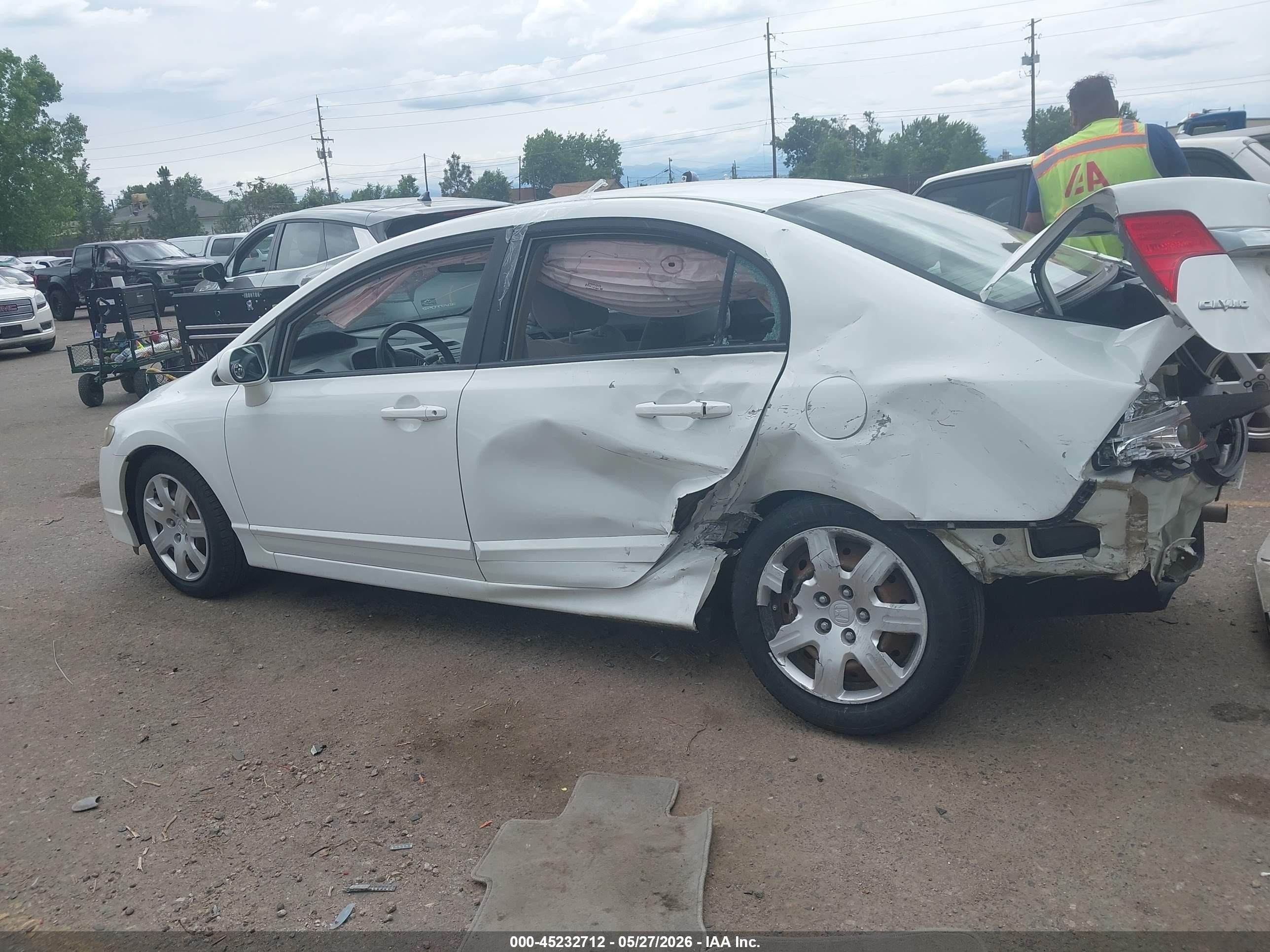 2011 Honda Civic Lx White vin: 19XFA1F55BE000683