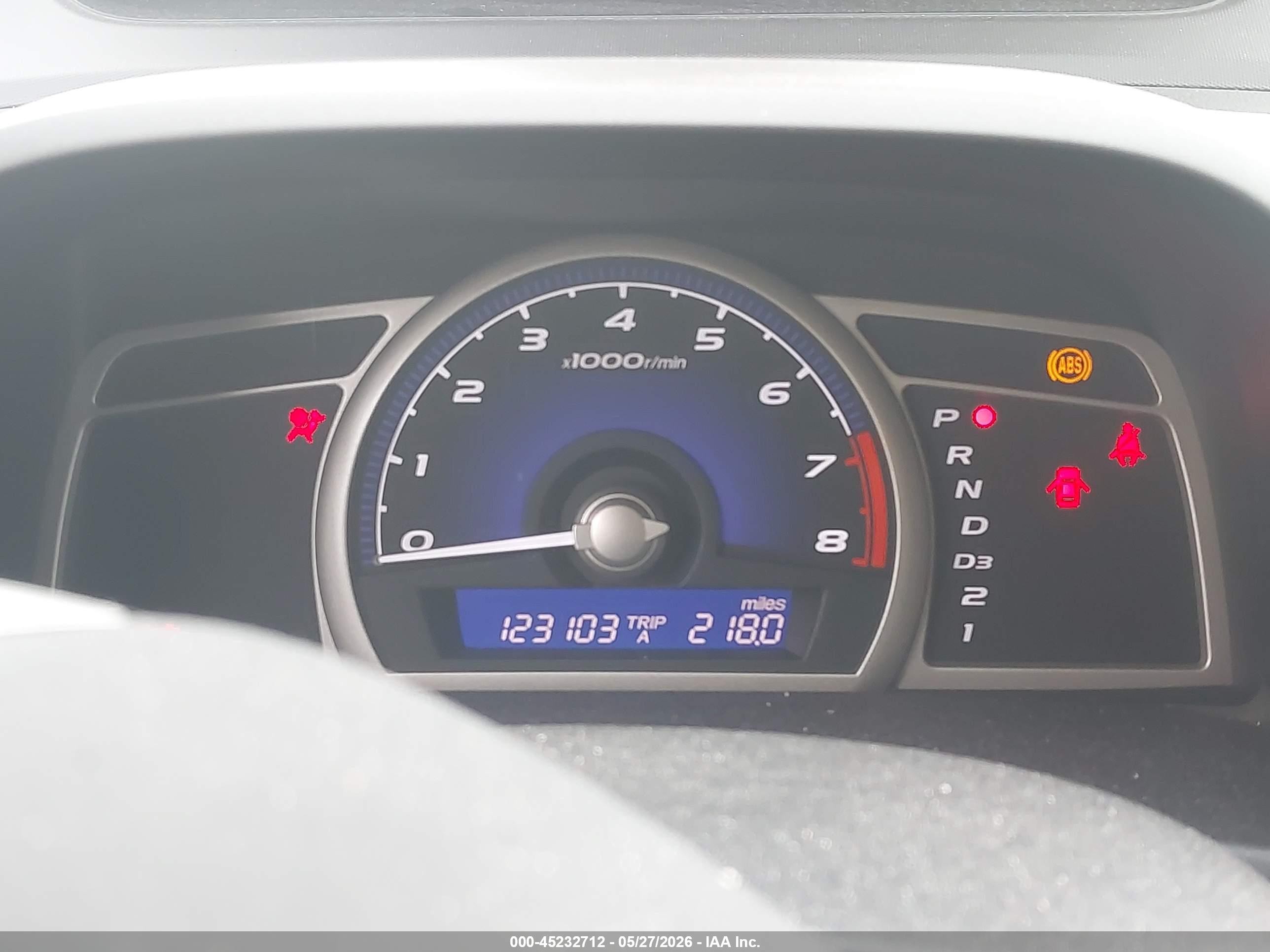 2011 Honda Civic Lx White vin: 19XFA1F55BE000683