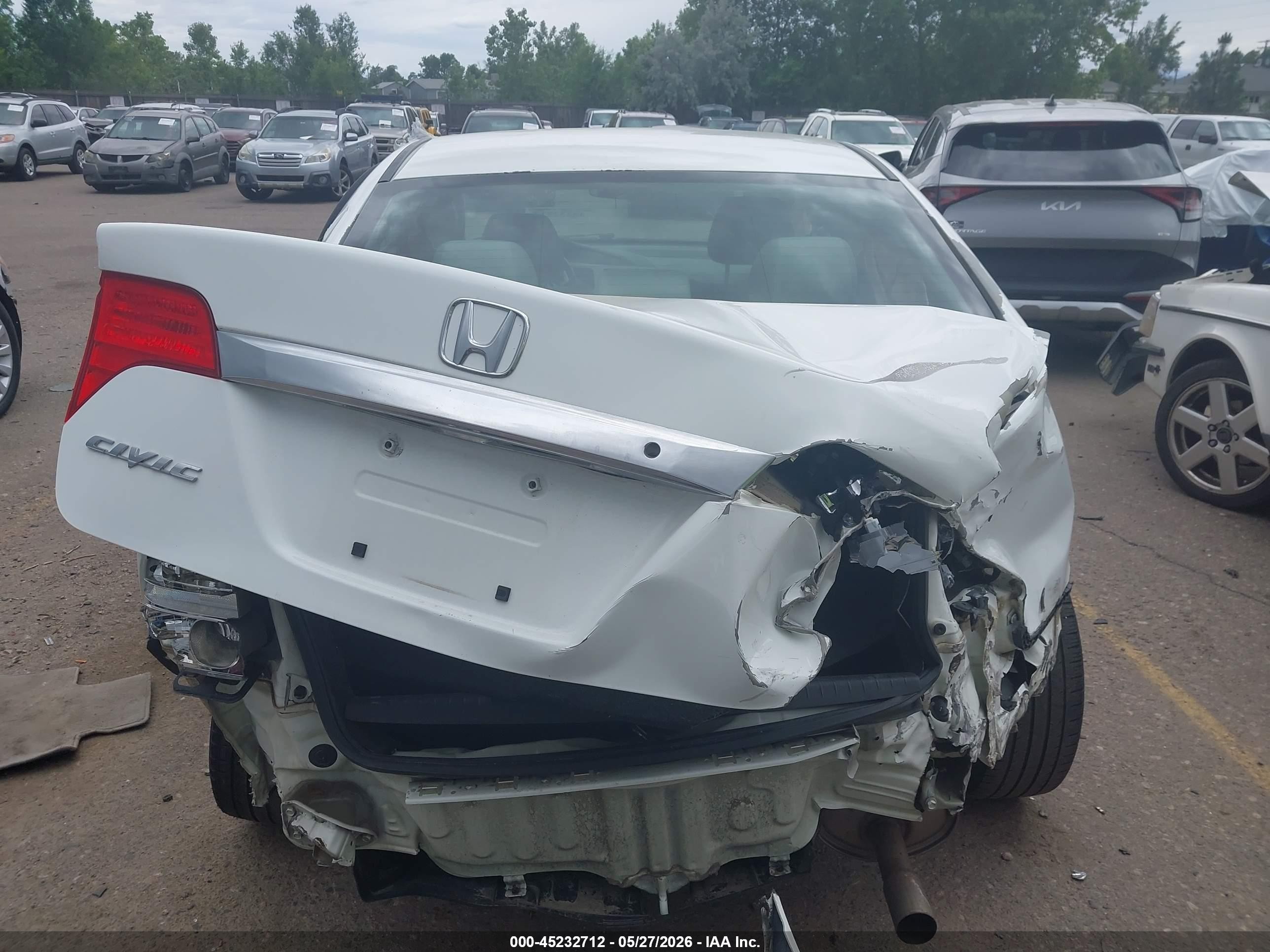 2011 Honda Civic Lx White vin: 19XFA1F55BE000683