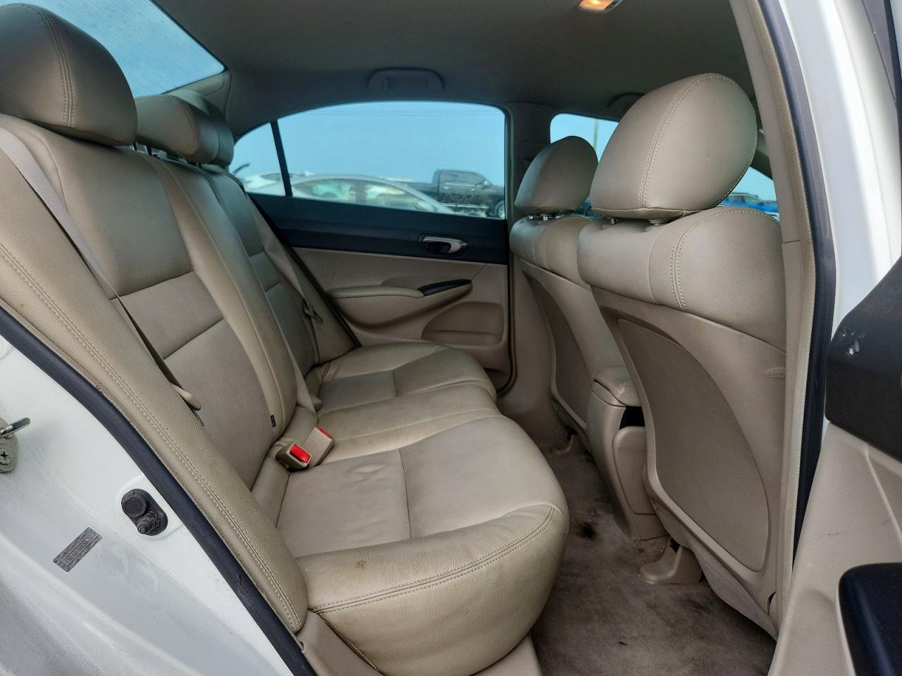 2011 Honda Civic Lx White vin: 19XFA1F55BE006712