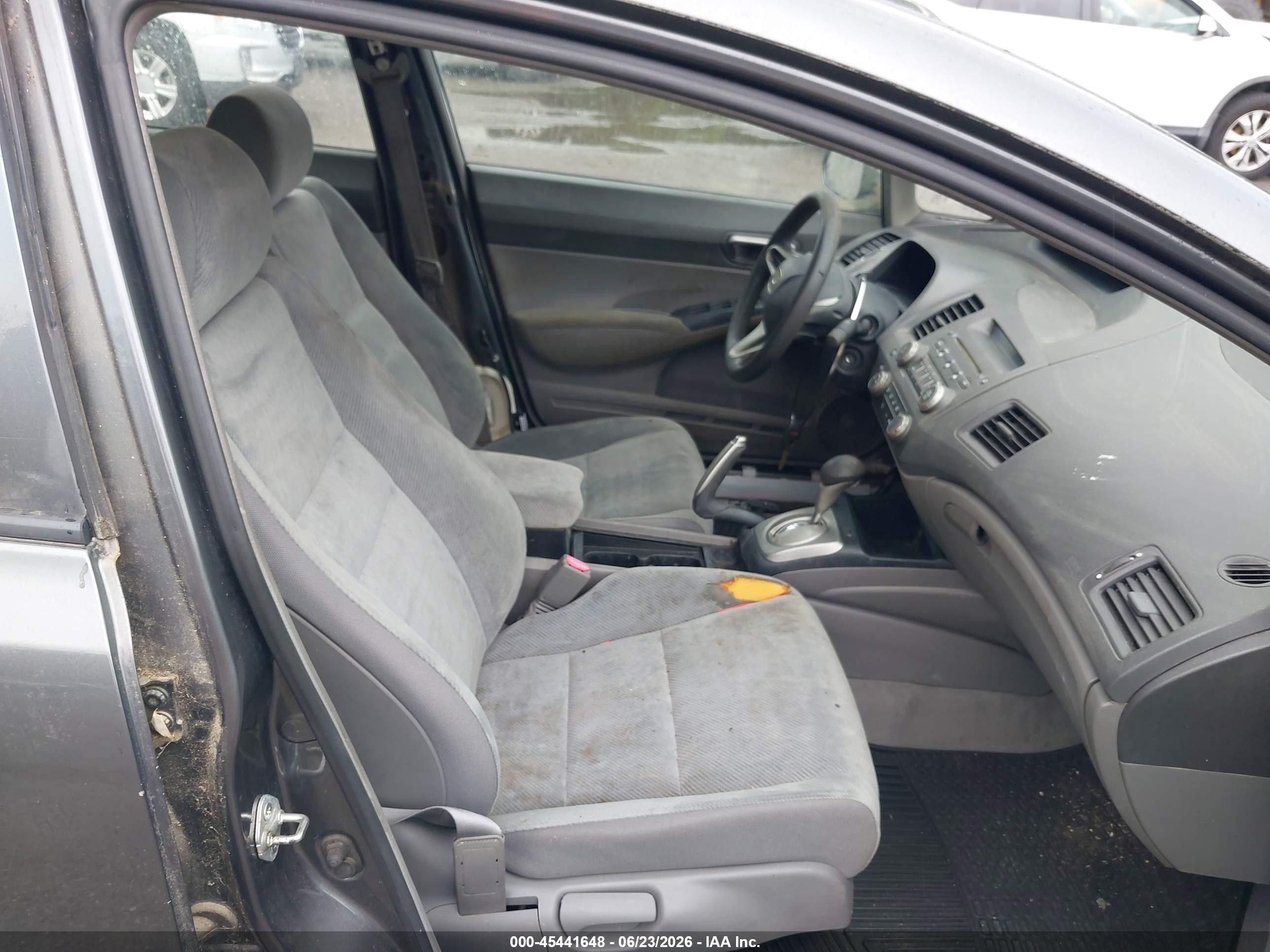 2011 Honda Civic Lx Gray vin: 19XFA1F55BE038740