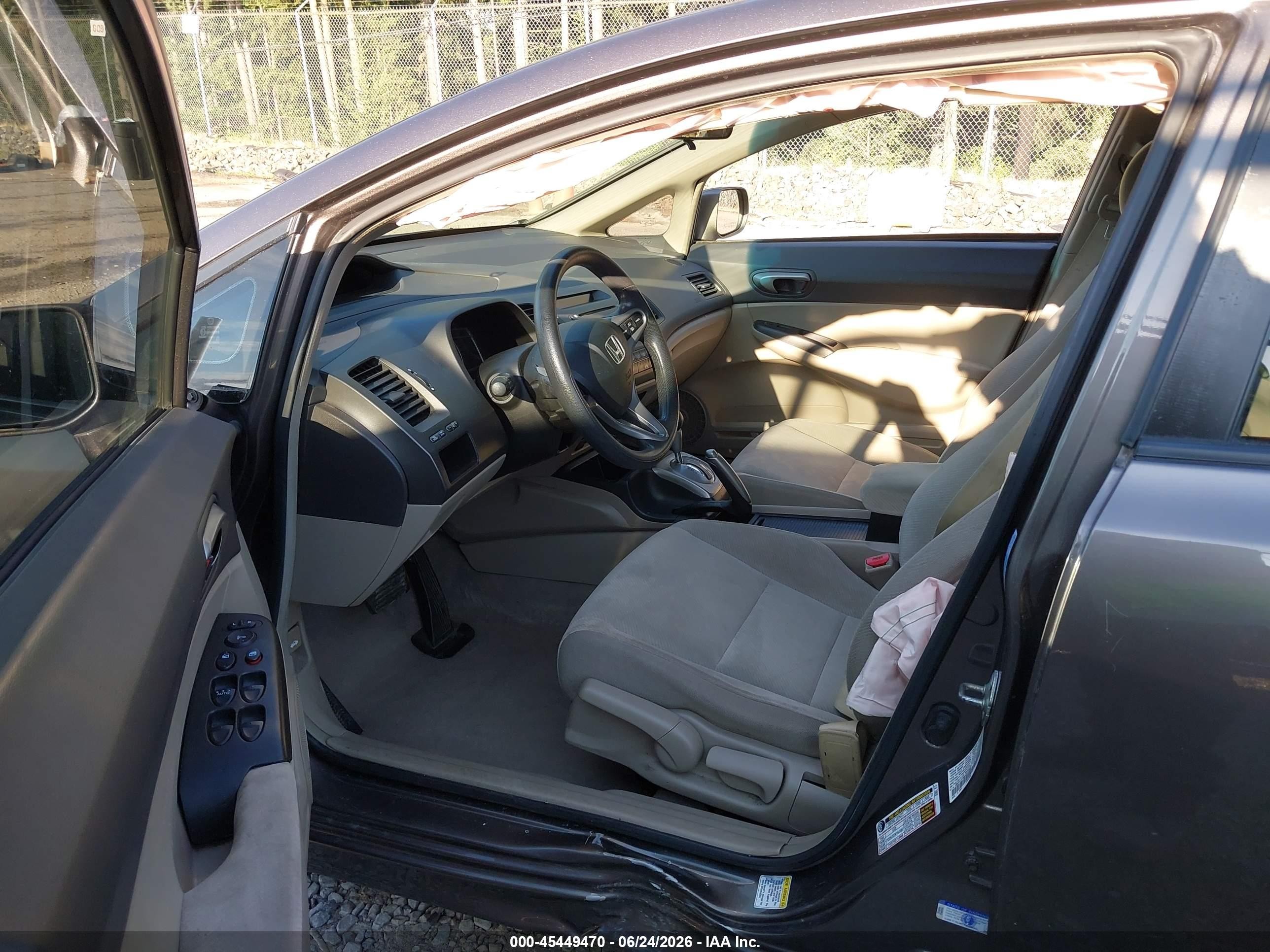 2010 Honda Civic Lx Gray vin: 19XFA1F56AE015837