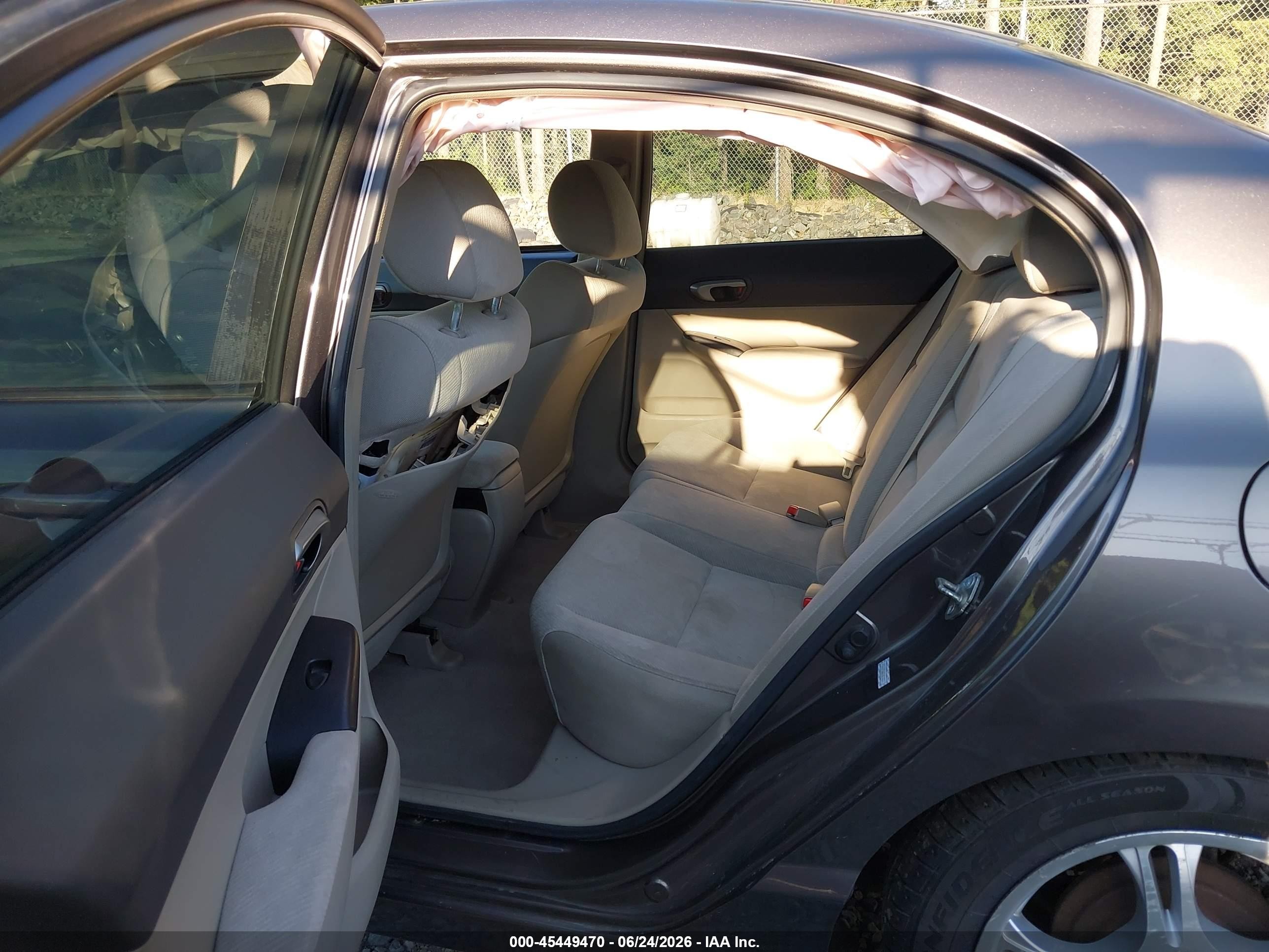 2010 Honda Civic Lx Gray vin: 19XFA1F56AE015837