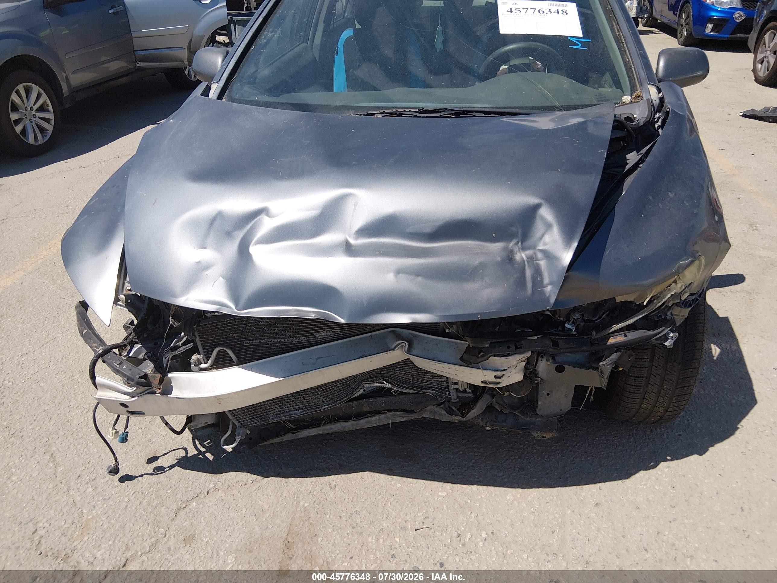 2010 Honda Civic Lx Gray vin: 19XFA1F56AE037479