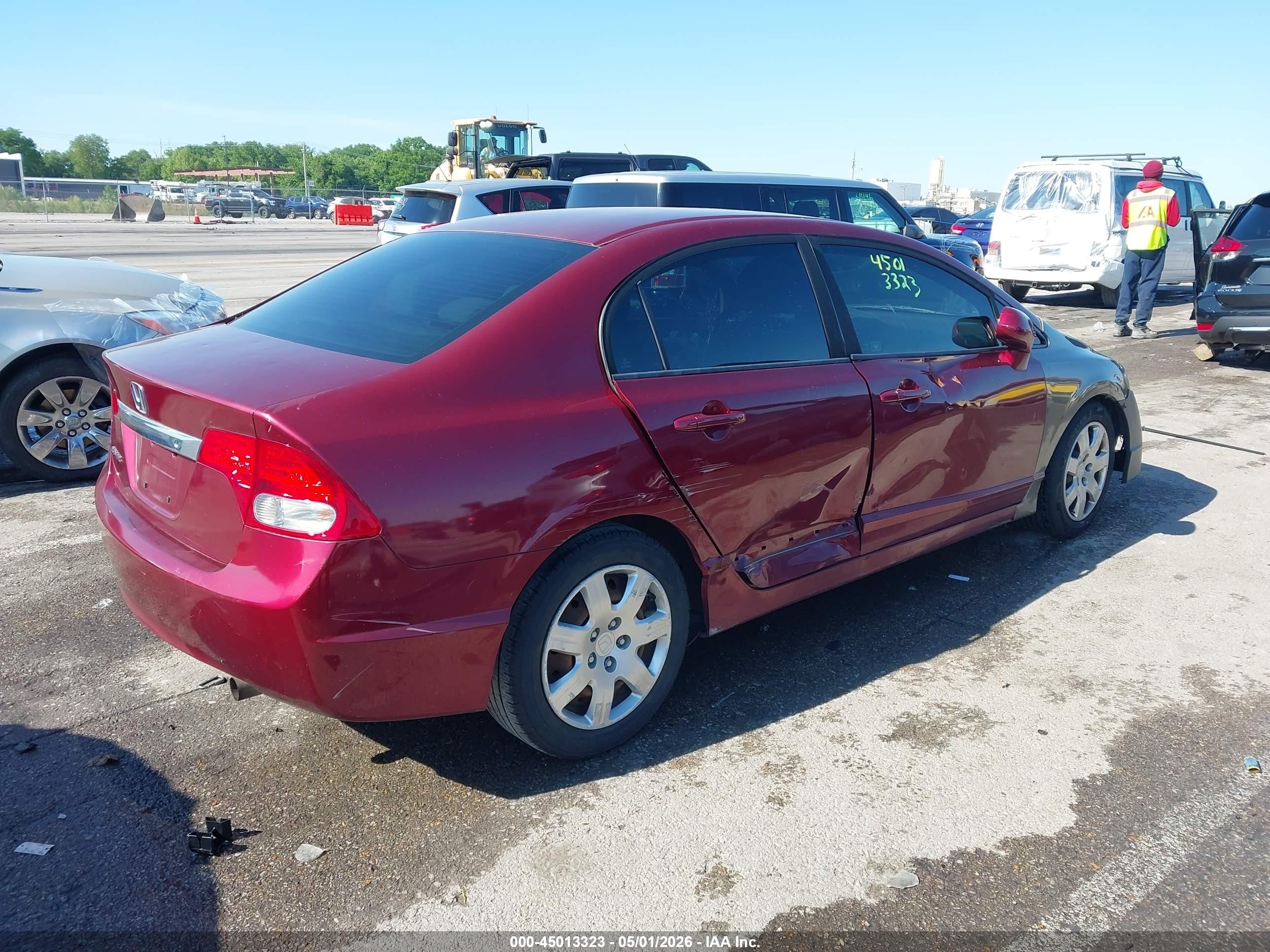 2010 Honda Civic Lx Красный vin: 19XFA1F56AE071969
