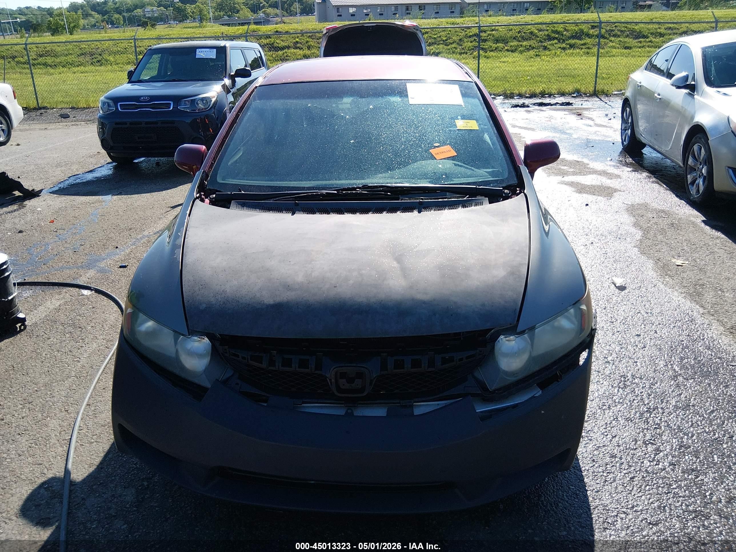 2010 Honda Civic Lx Красный vin: 19XFA1F56AE071969