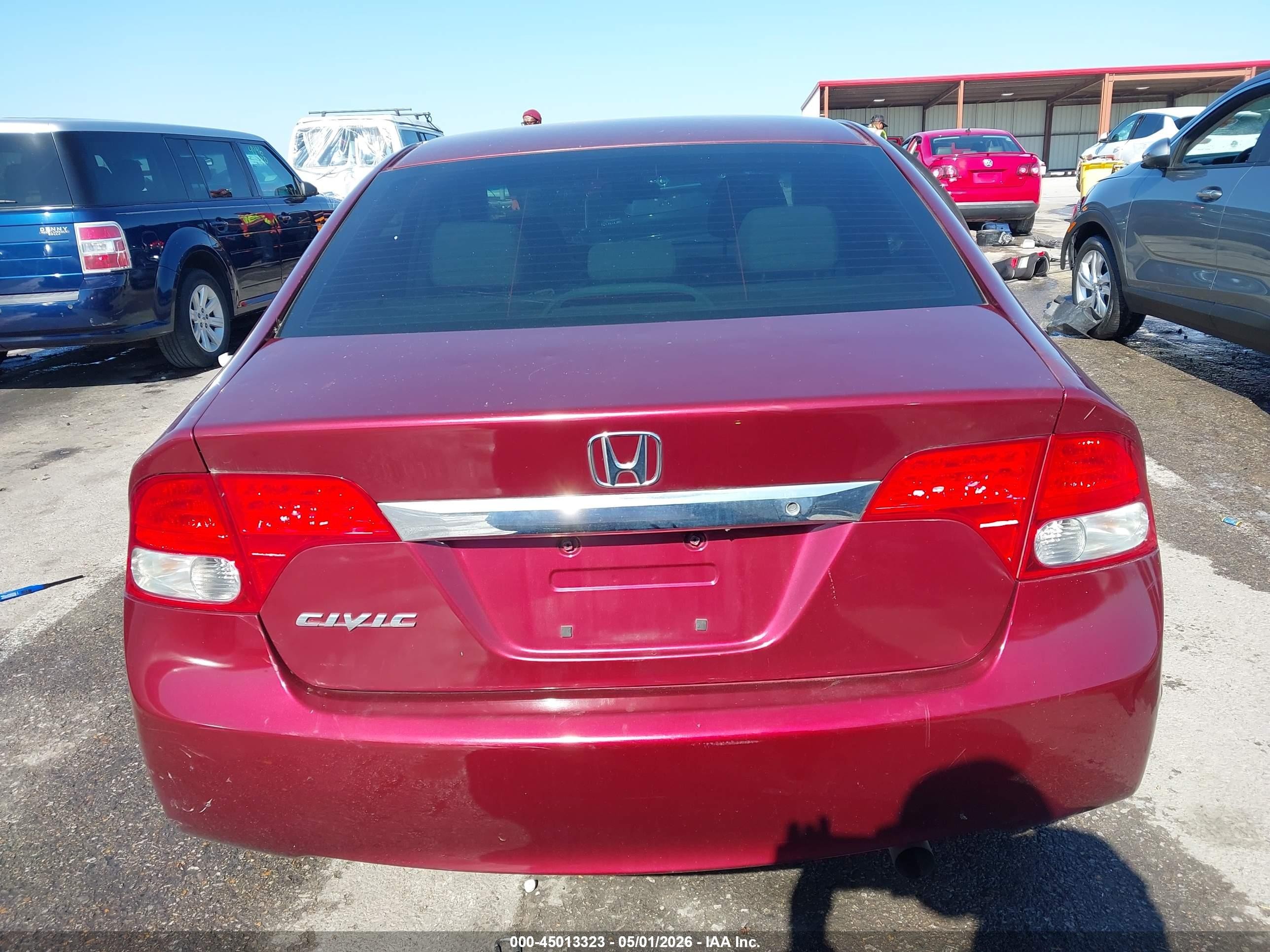 2010 Honda Civic Lx Красный vin: 19XFA1F56AE071969