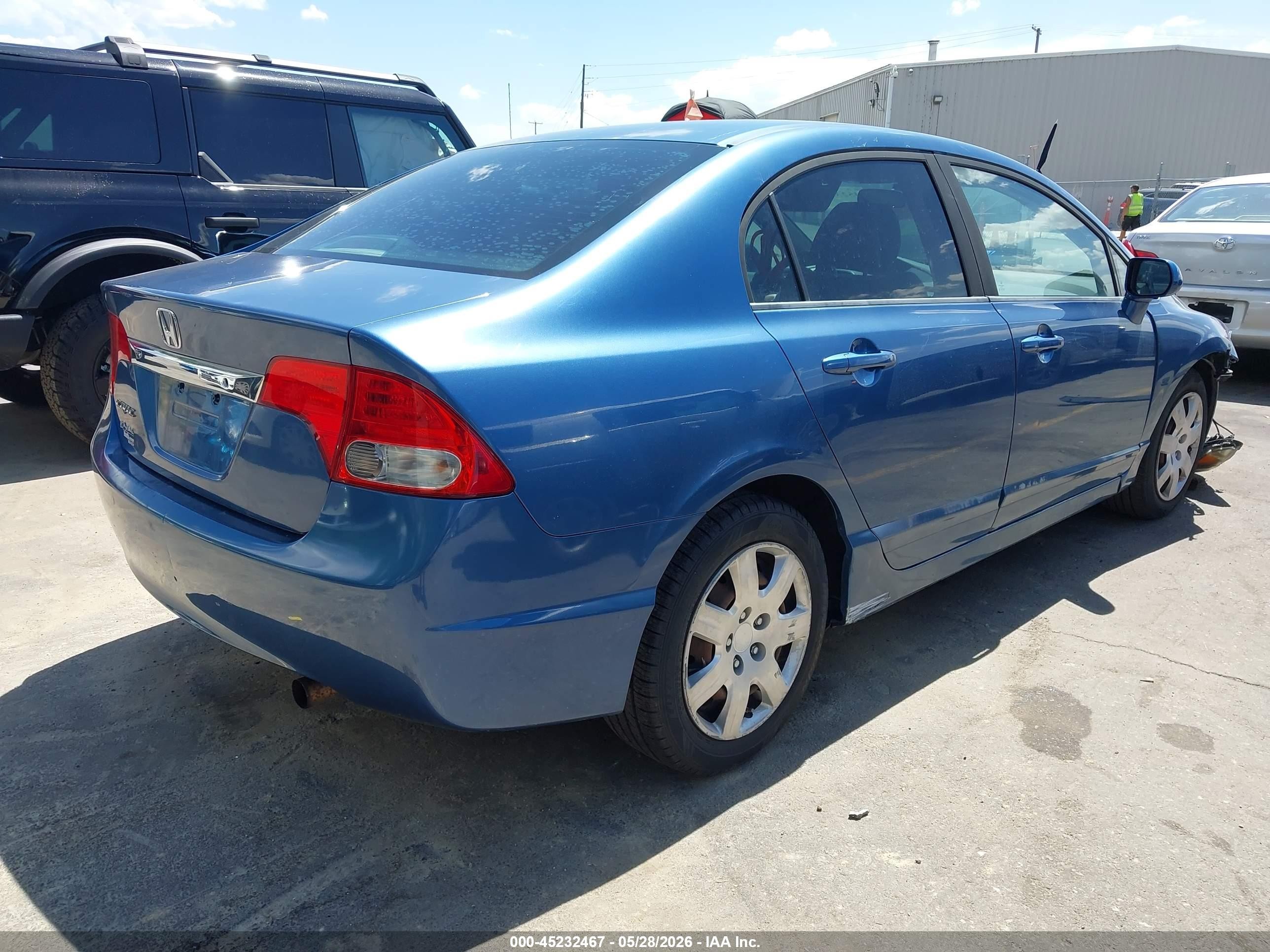 2010 Honda Civic Lx Blue vin: 19XFA1F56AE077738