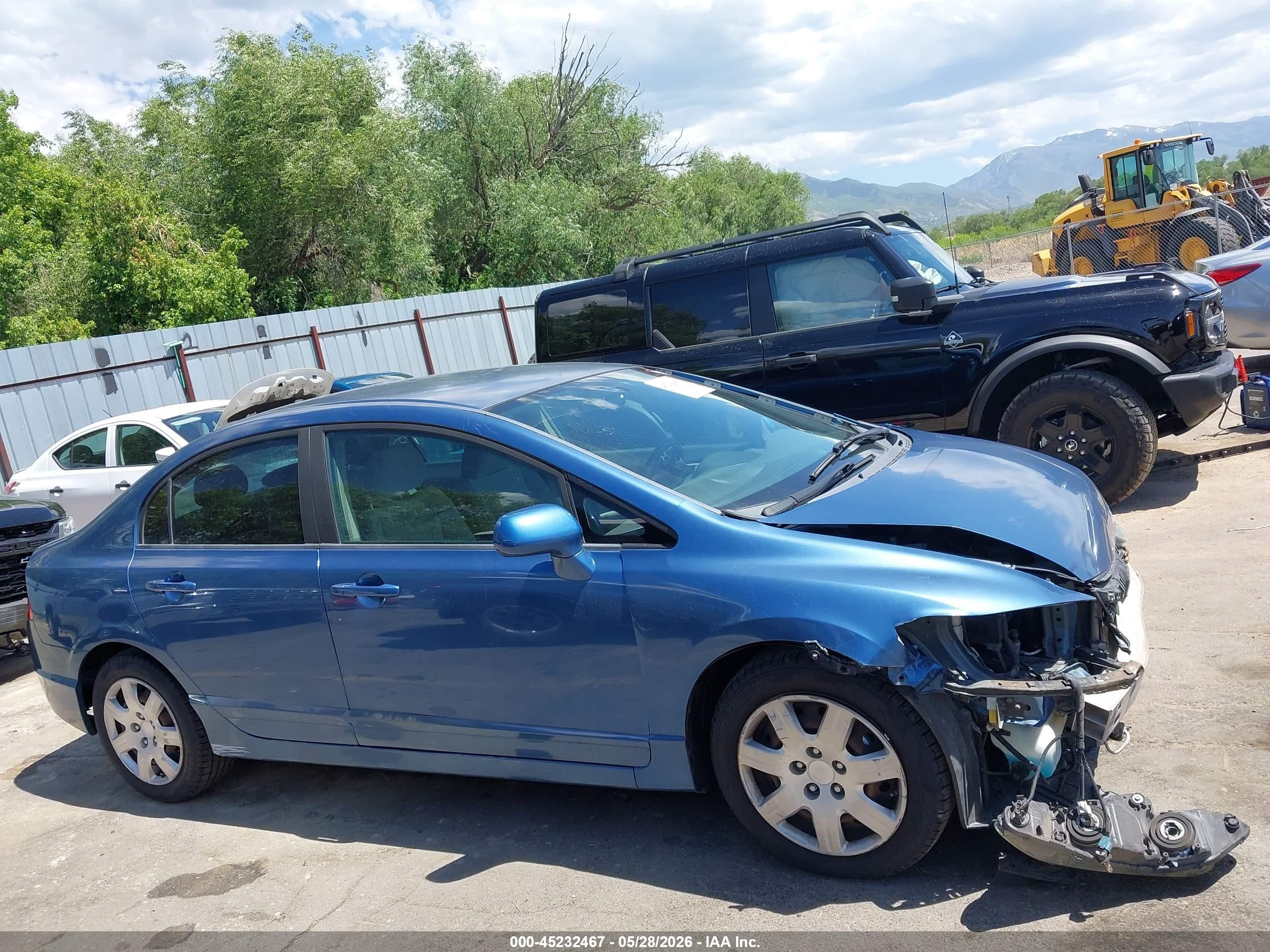 2010 Honda Civic Lx Blue vin: 19XFA1F56AE077738