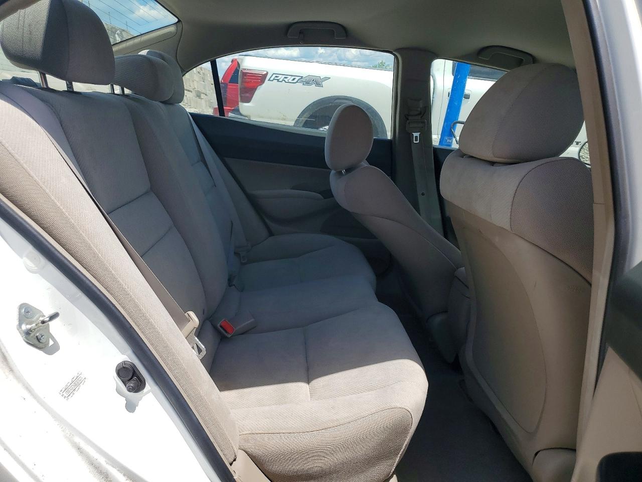 2011 Honda Civic Lx White vin: 19XFA1F56BE014334
