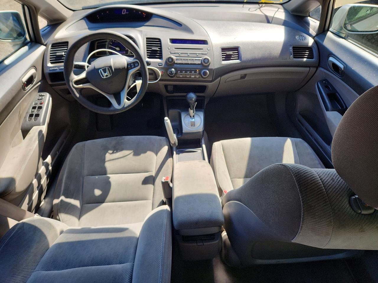 2011 Honda Civic Lx Серебряный vin: 19XFA1F56BE025527