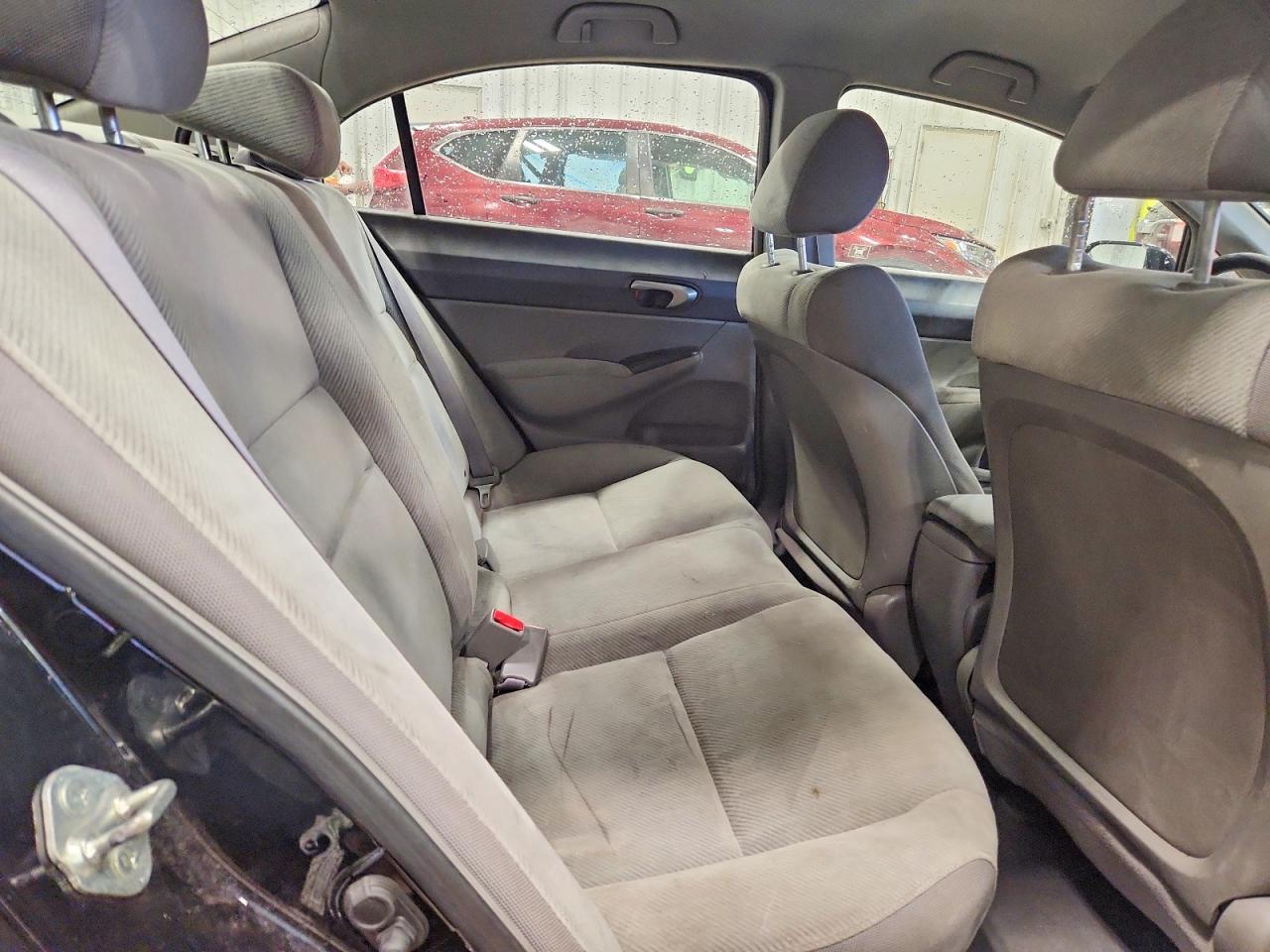 2010 Honda Civic Lx Черный vin: 19XFA1F57AE002899