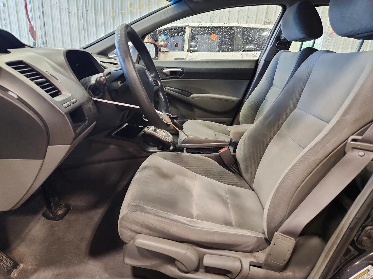 2010 Honda Civic Lx Черный vin: 19XFA1F57AE002899
