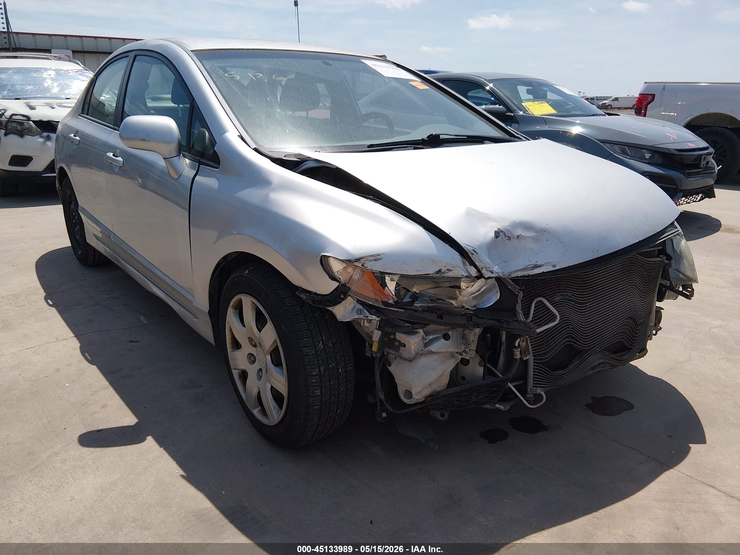 2010 Honda Civic Lx Silver vin: 19XFA1F57AE036504