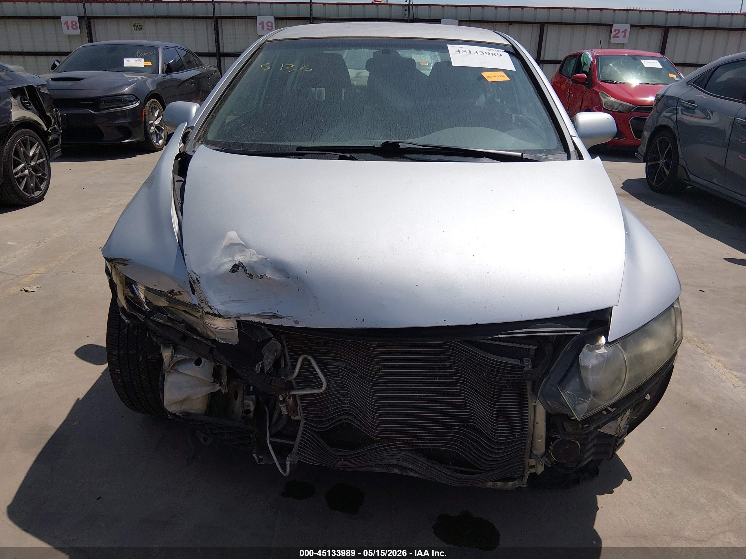 2010 Honda Civic Lx Silver vin: 19XFA1F57AE036504