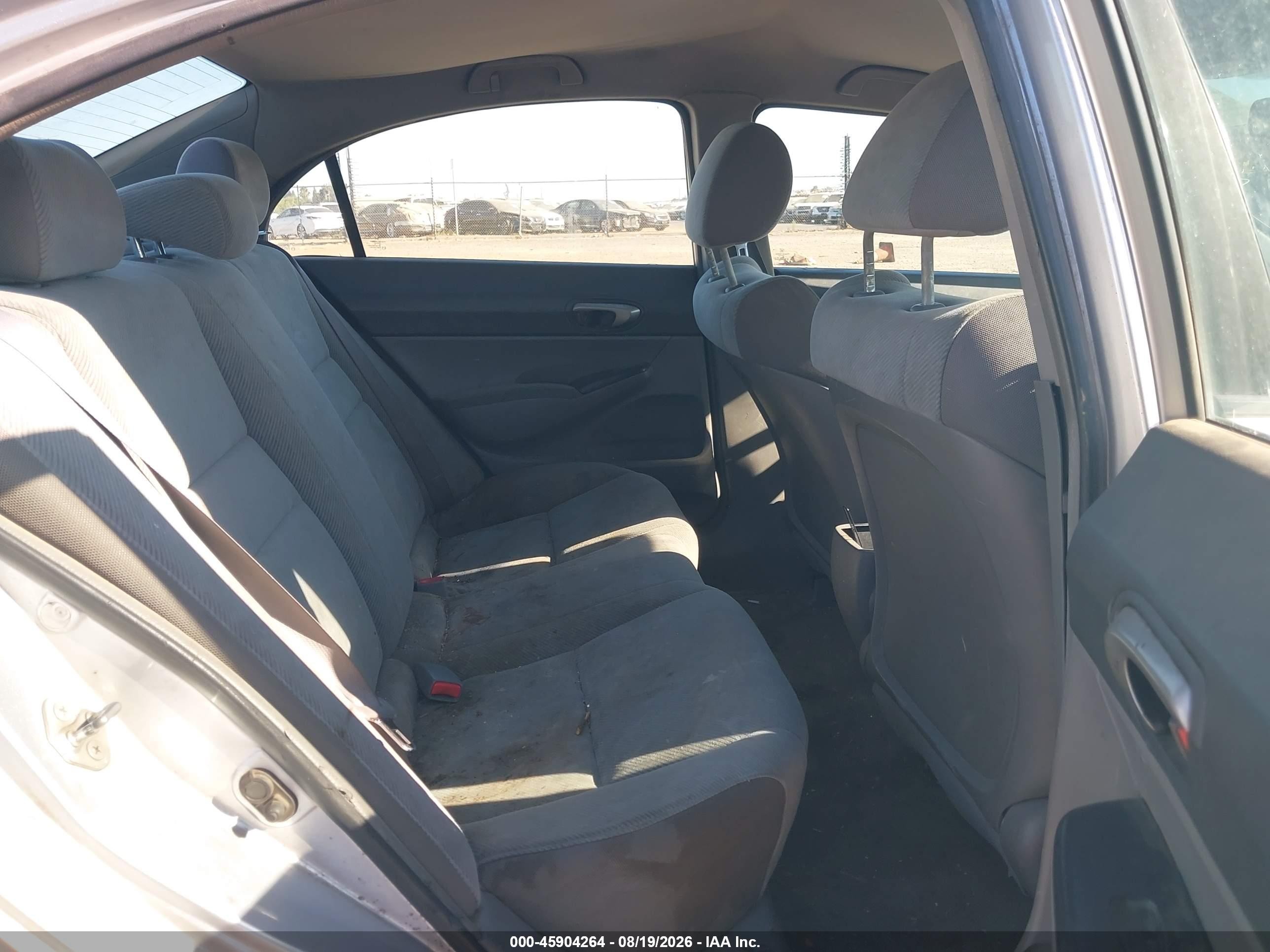 2010 Honda Civic Lx Gray vin: 19XFA1F57AE068594