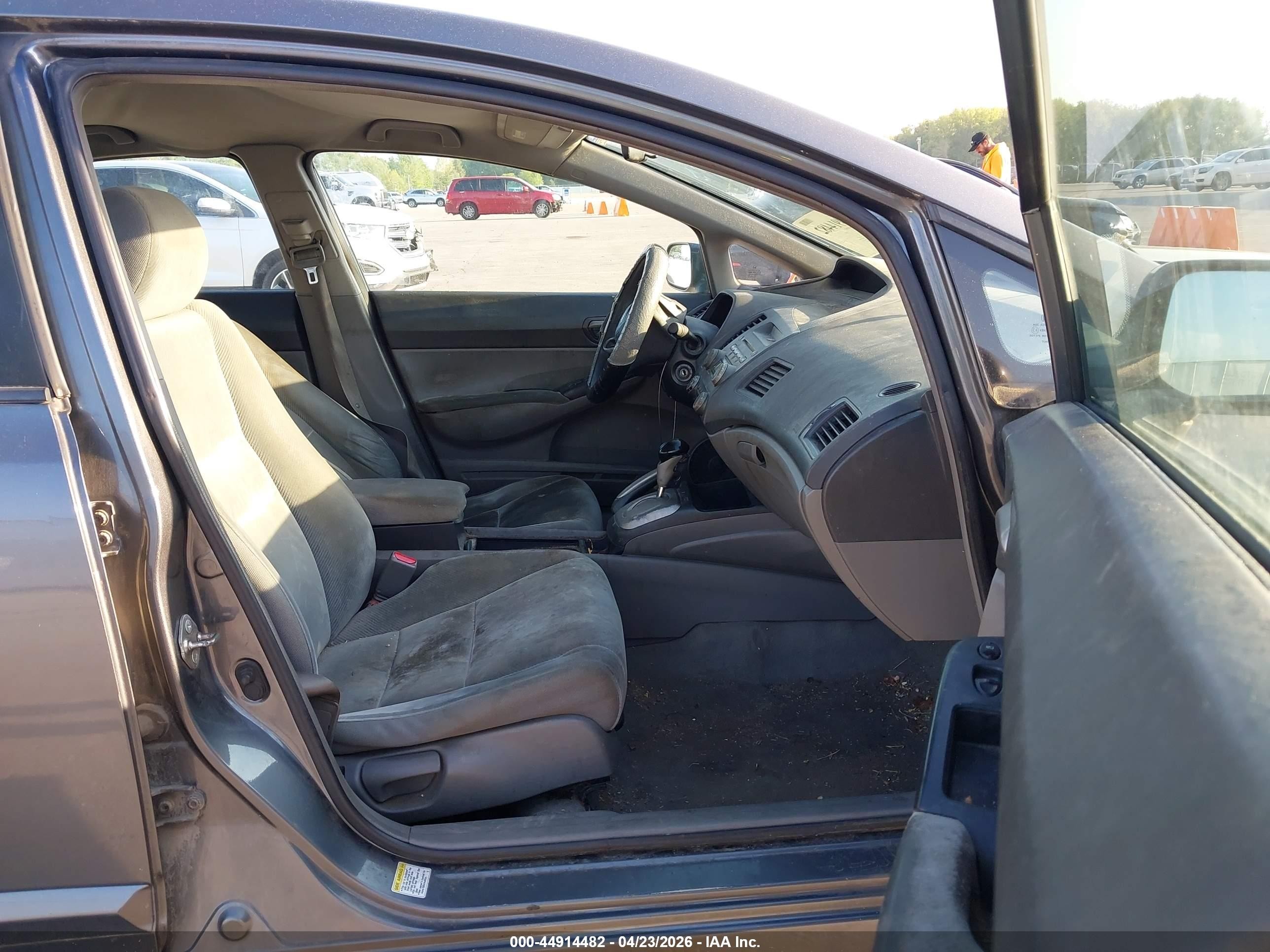 2011 Honda Civic Lx Gray vin: 19XFA1F57BE033345