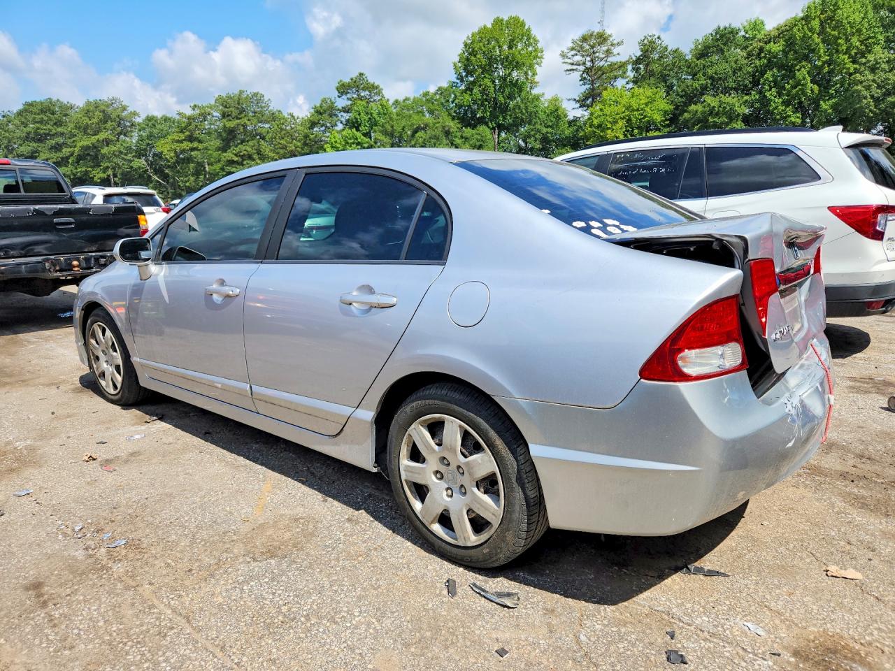 2011 Honda Civic Lx Silver vin: 19XFA1F57BE036164