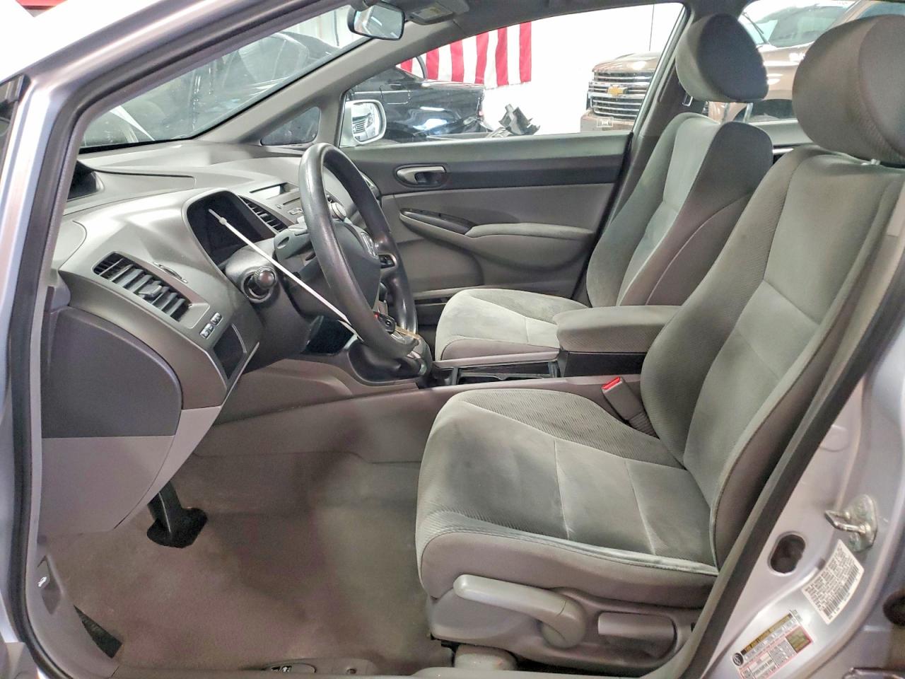 2011 Honda Civic Lx Silver vin: 19XFA1F57BE040747